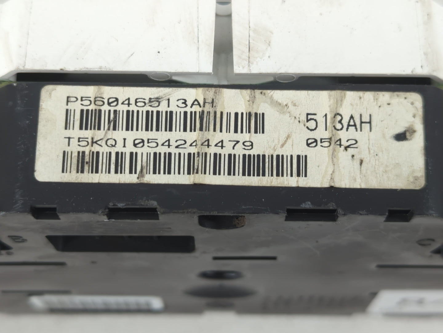 2011-2014 Dodge Avenger Instrument Cluster Speedometer Gauges P/N:P56046013AH Miles: Fits Fits 2011 2012 2013 2014 OEM Used 
