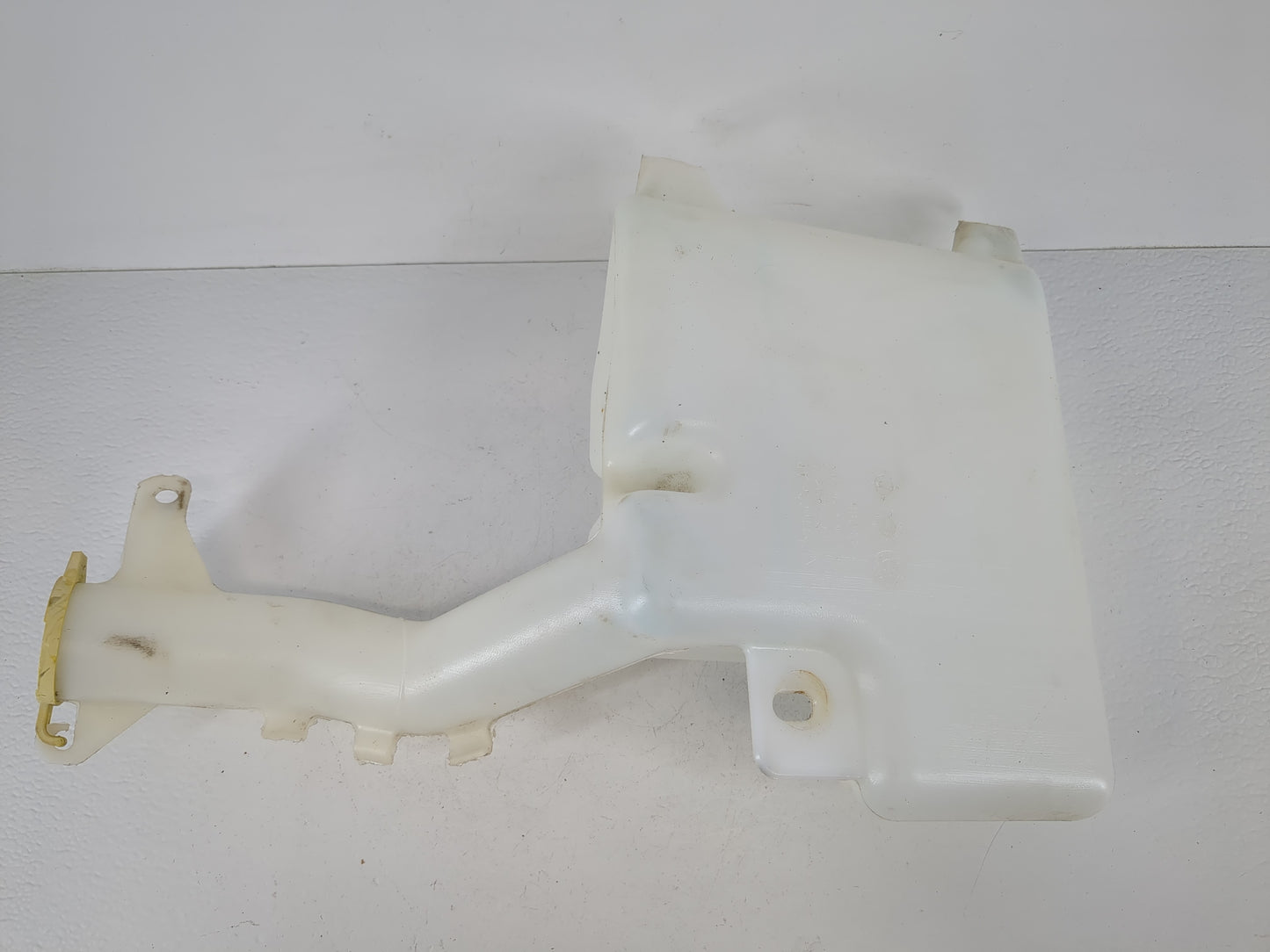 2011-2014 Dodge Avenger Windshield Washer Fluid Reservoir Bottle Oem - Oemusedautoparts1.com