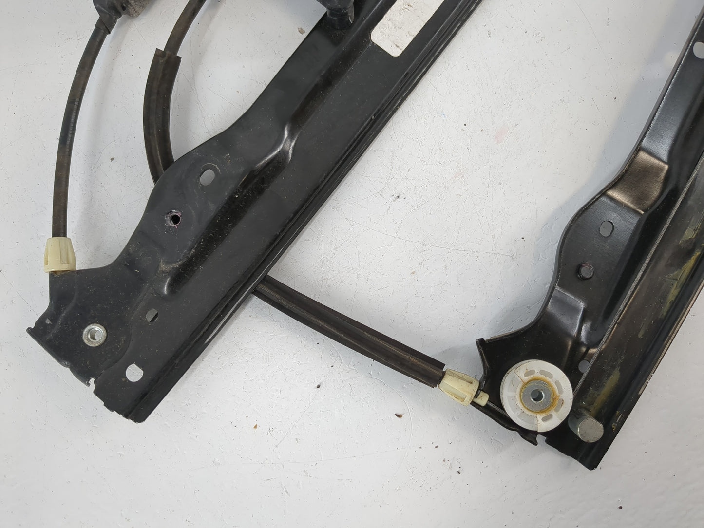 2011-2014 Dodge Avenger Driver Left Front Window Regulator 967864 - Oemusedautoparts1.com