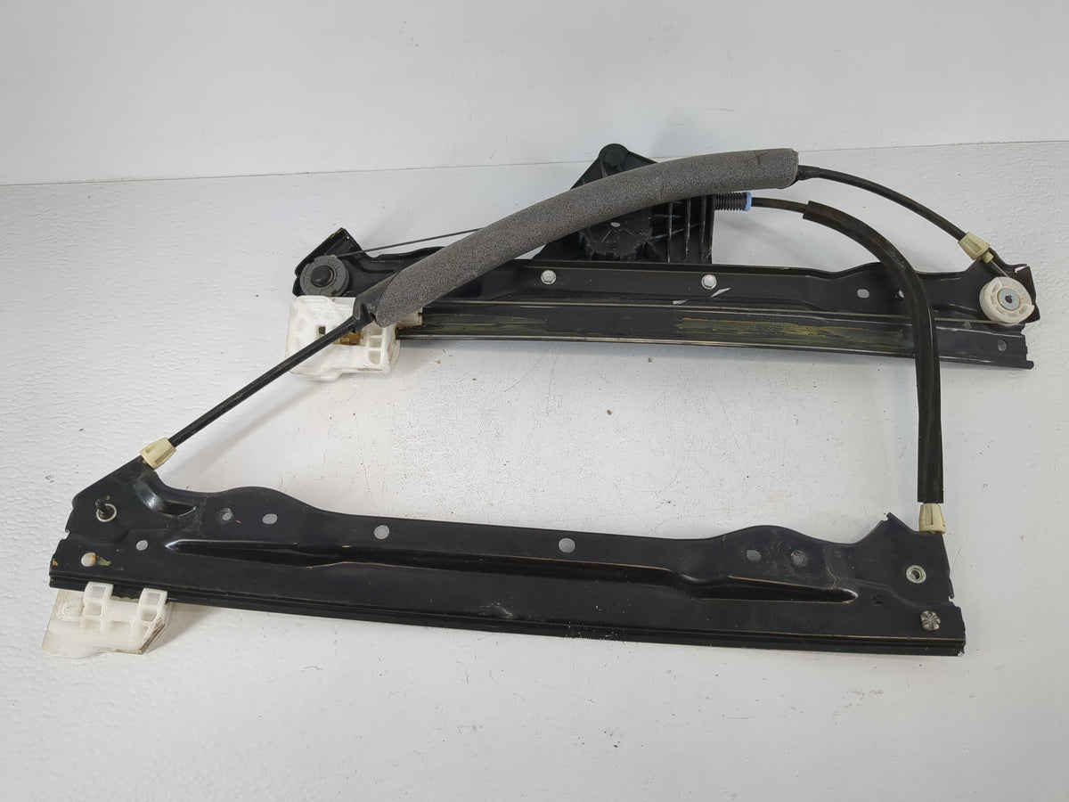 2011-2014 Dodge Avenger Driver Left Front Window Regulator 967864 - Oemusedautoparts1.com