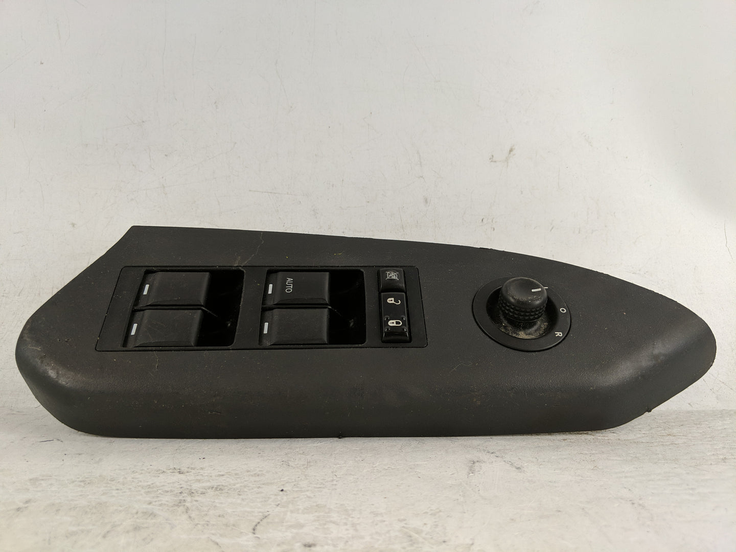 2011-2012 Dodge Caliber Master Power Window Switch Replacement Driver Side Left Fits OEM Used Auto Parts - Oemusedautoparts1