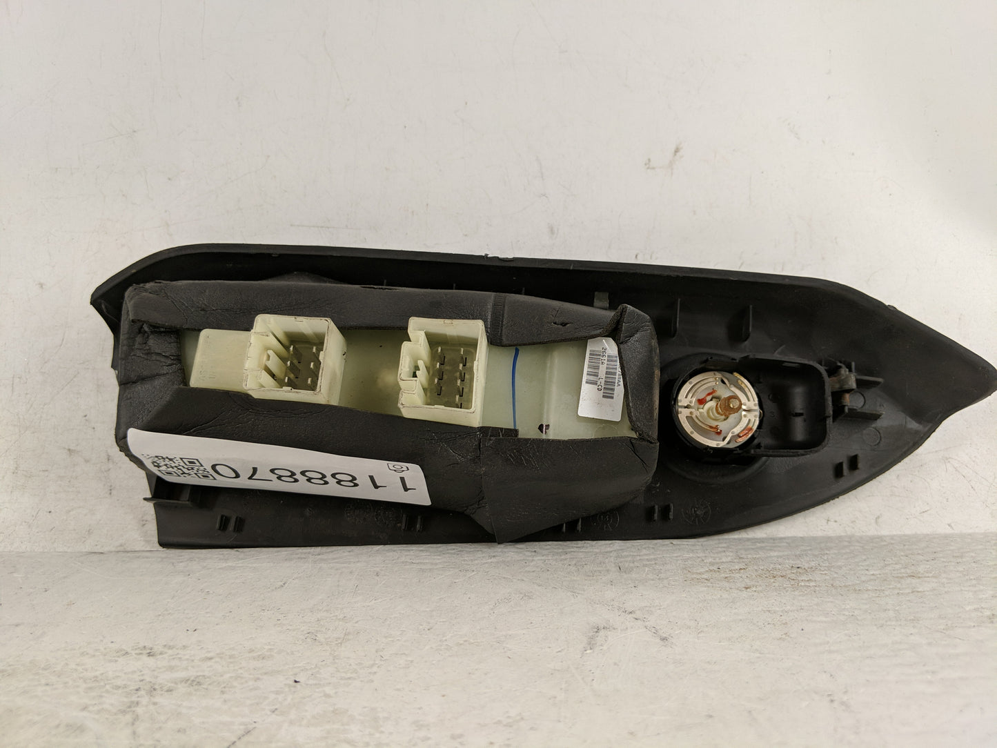 2011-2012 Dodge Caliber Master Power Window Switch Replacement Driver Side Left Fits OEM Used Auto Parts - Oemusedautoparts1