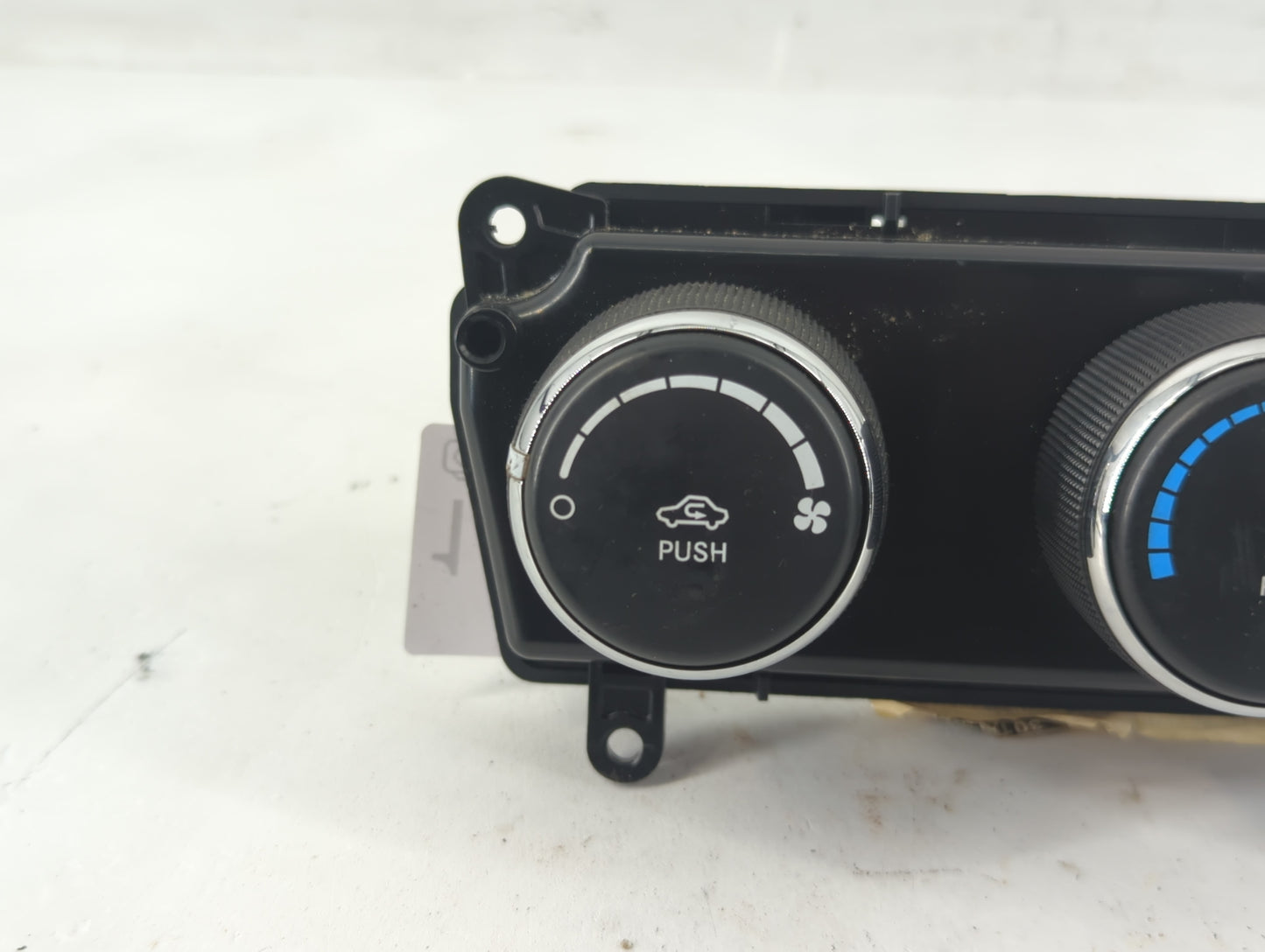 2011-2012 Dodge Caliber Climate Control Module Temperature AC/Heater Replacement P/N:P55111278AC Fits OEM Used Auto Parts - 