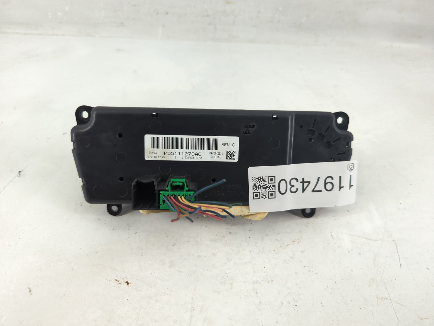2011-2012 Dodge Caliber Climate Control Module Temperature AC/Heater Replacement P/N:P55111278AC Fits OEM Used Auto Parts - 