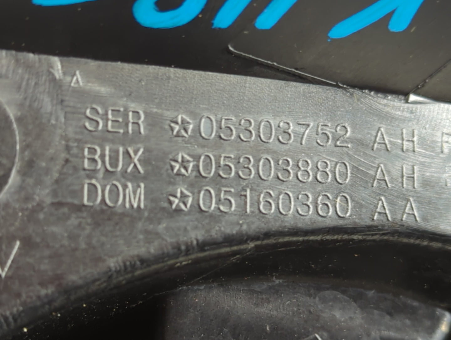 2008-2012 Dodge Caliber Tail Light Assembly Passenger Right OEM Fits Fits 2008 2009 2010 2011 2012 OEM Used Auto Parts - Oem