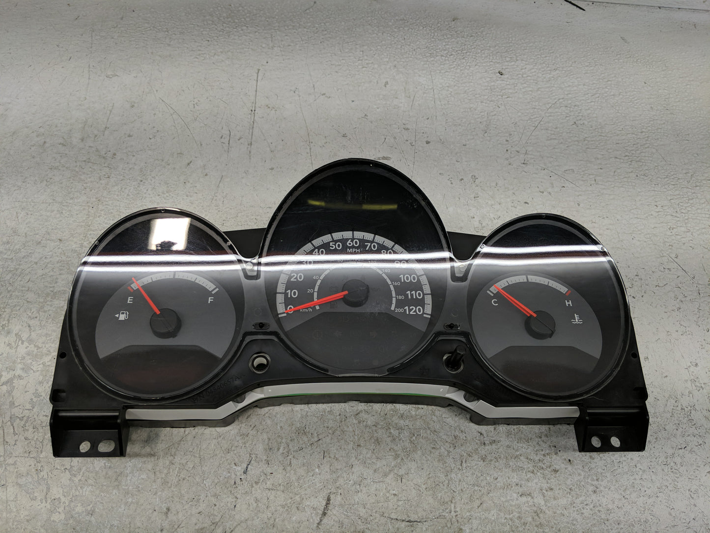 2011-2012 Dodge Caliber Instrument Cluster Speedometer Gauges P/N:P68087322AB Fits Fits 2011 2012 OEM Used Auto Parts - Oemu