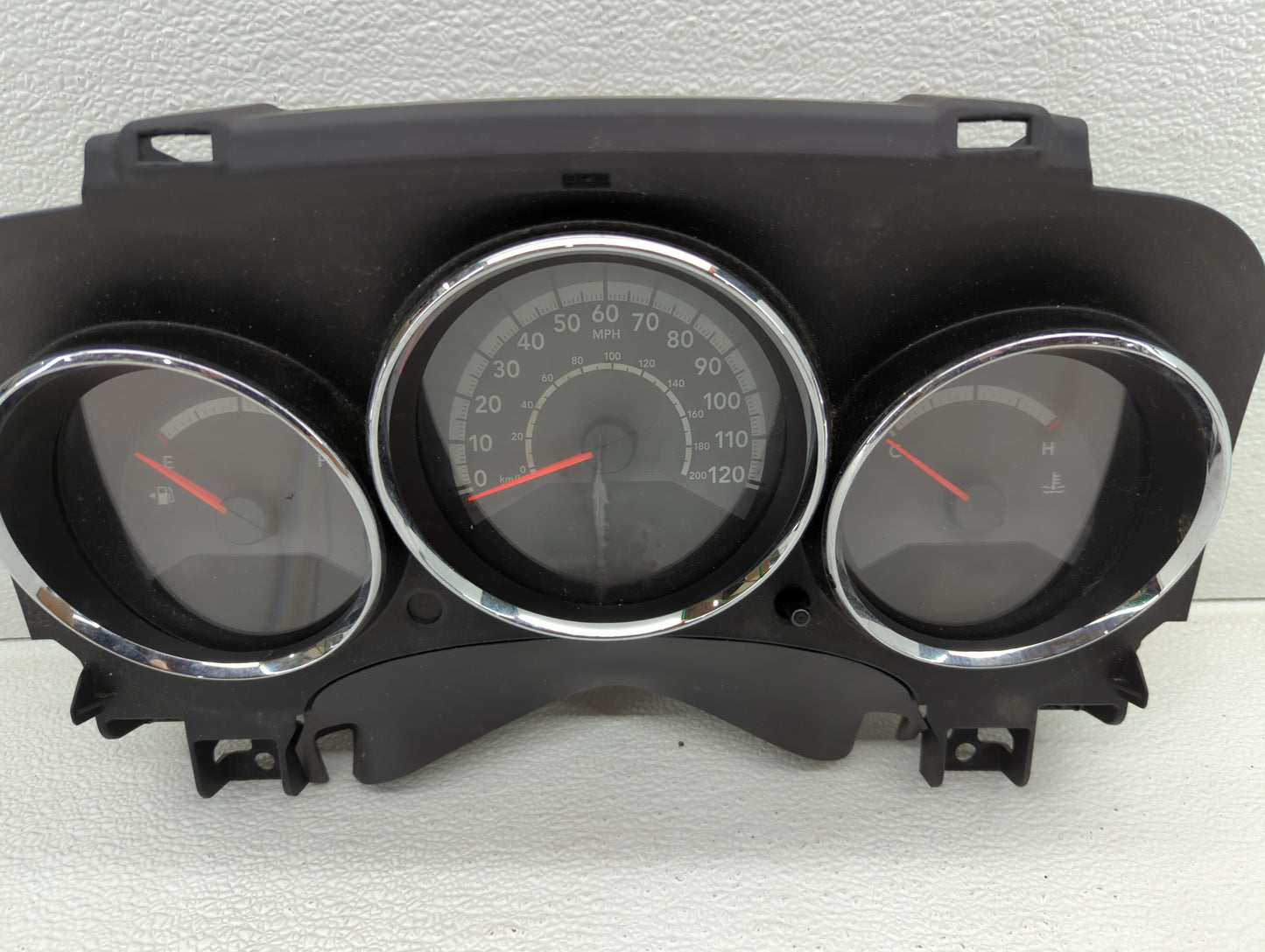 2011-2012 Dodge Caliber Instrument Cluster Speedometer Gauges P/N:P68087322AC P68087322AD Fits Fits 2011 2012 OEM Used Auto 