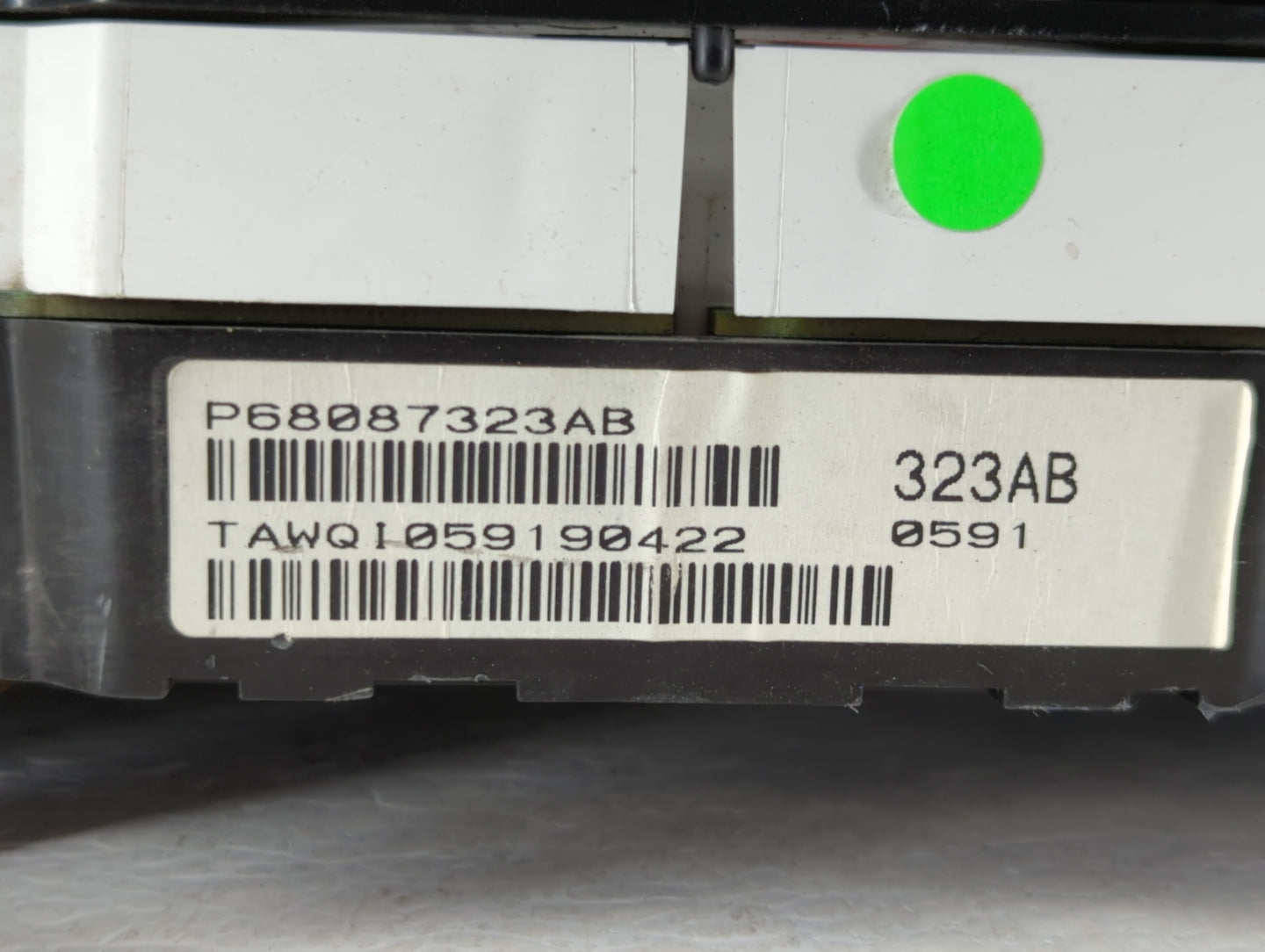 2011-2012 Dodge Caliber Instrument Cluster Speedometer Gauges P/N:68087323AD Fits Fits 2011 2012 OEM Used Auto Parts - Oemus