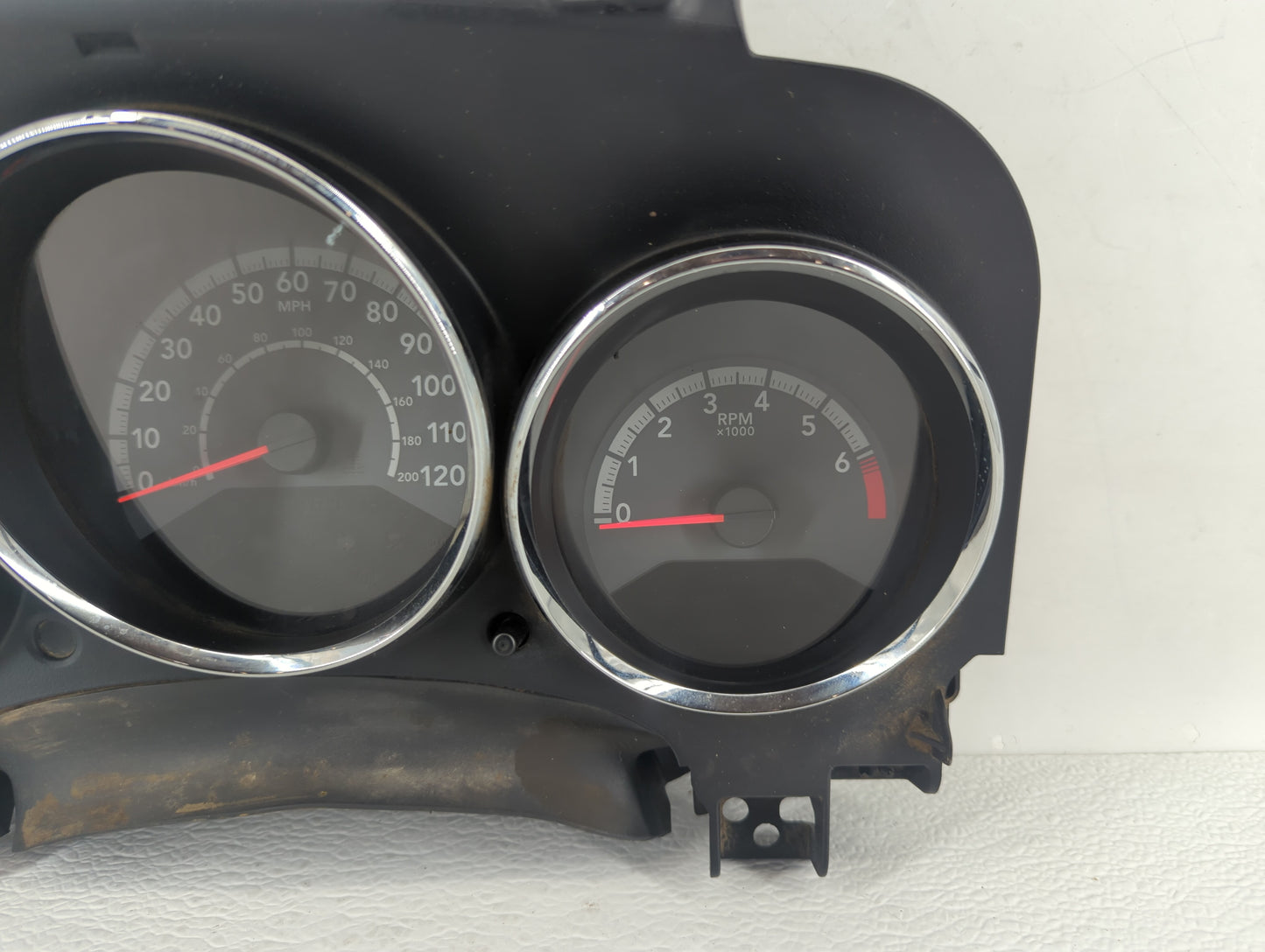 2011-2012 Dodge Caliber Instrument Cluster Speedometer Gauges P/N:68087323AD Fits Fits 2011 2012 OEM Used Auto Parts - Oemus