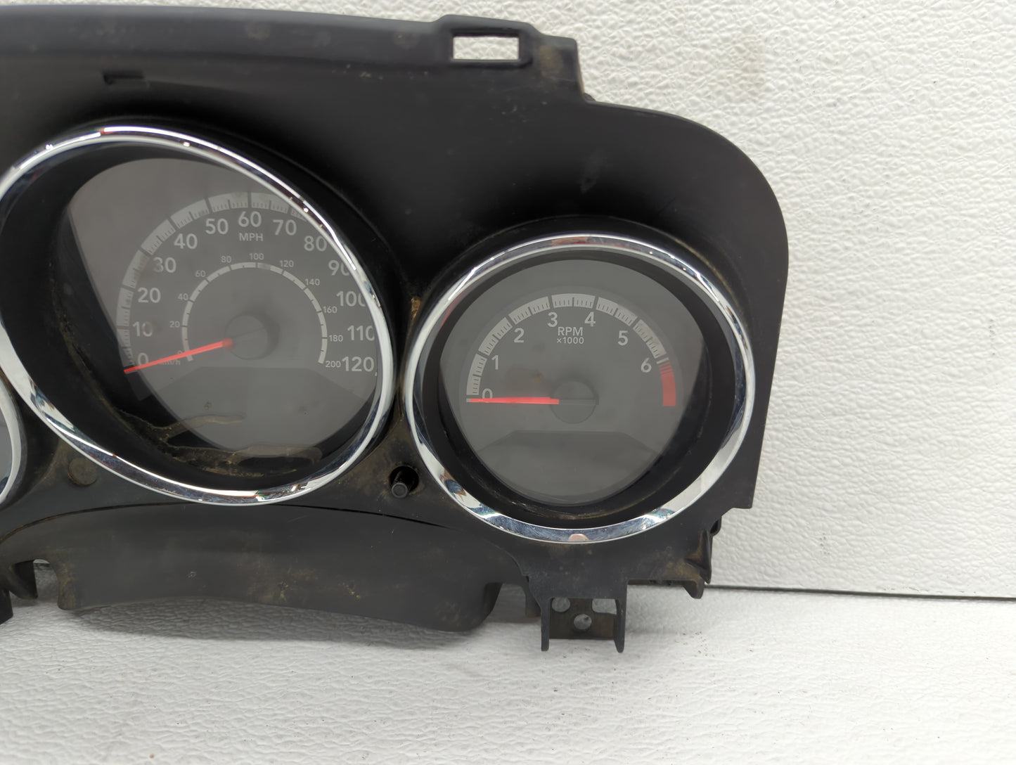 2011-2012 Dodge Caliber Instrument Cluster Speedometer Gauges P/N:68087323AD Fits Fits 2011 2012 OEM Used Auto Parts - Oemus