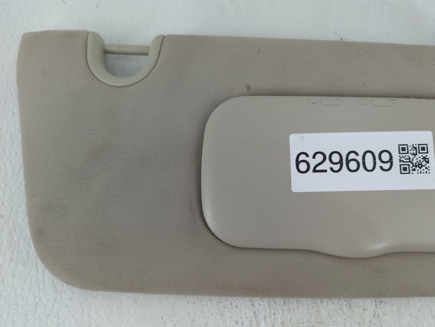 2009-2012 Dodge Caliber Sun Visor Shade Replacement Passenger Right Mirror Fits Fits 2009 2010 2011 2012 OEM Used Auto Parts