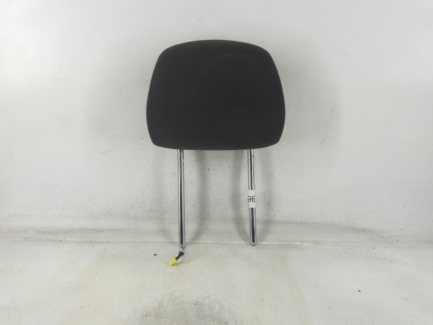 2009-2012 Dodge Caliber Headrest Head Rest Front Driver Passenger Seat Fits Fits 2009 2010 2011 2012 OEM Used Auto Parts - O