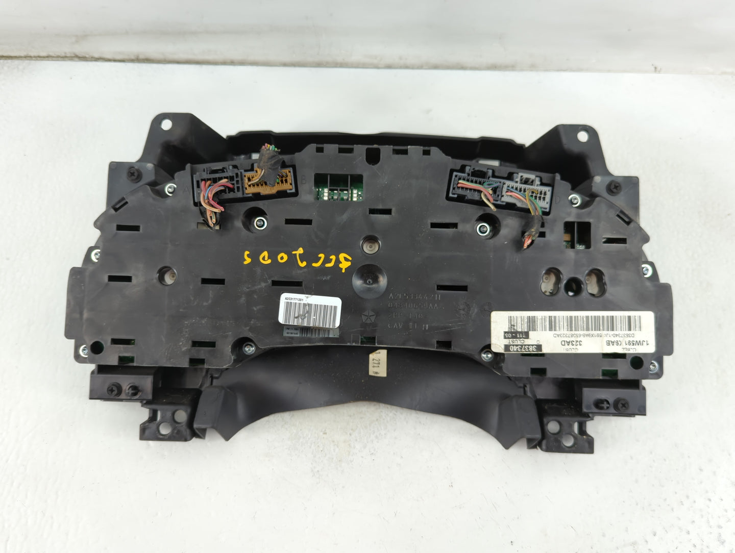 2011-2012 Dodge Caliber Instrument Cluster Speedometer Gauges P/N:P68087323AD Fits Fits 2011 2012 OEM Used Auto Parts - Oemu