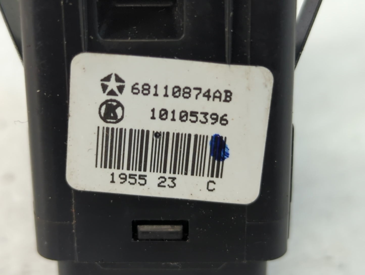 2012 Dodge Caravan Master Power Window Switch Replacement Driver Side Left P/N:68110874AB Fits OEM Used Auto Parts - Oemused