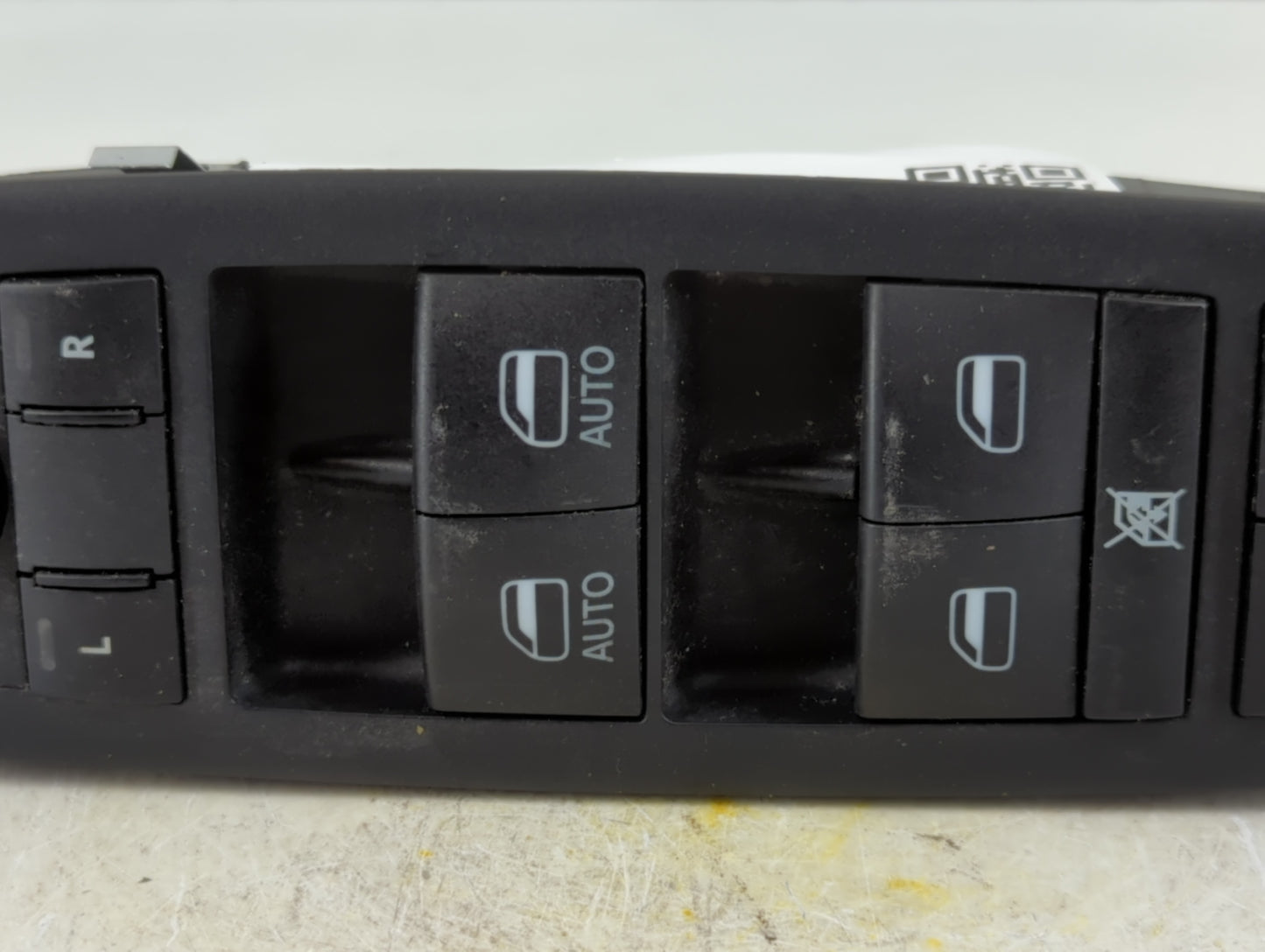 2012 Dodge Caravan Master Power Window Switch Replacement Driver Side Left P/N:68298866AA 68110870AB Fits Fits 2013 2014 201