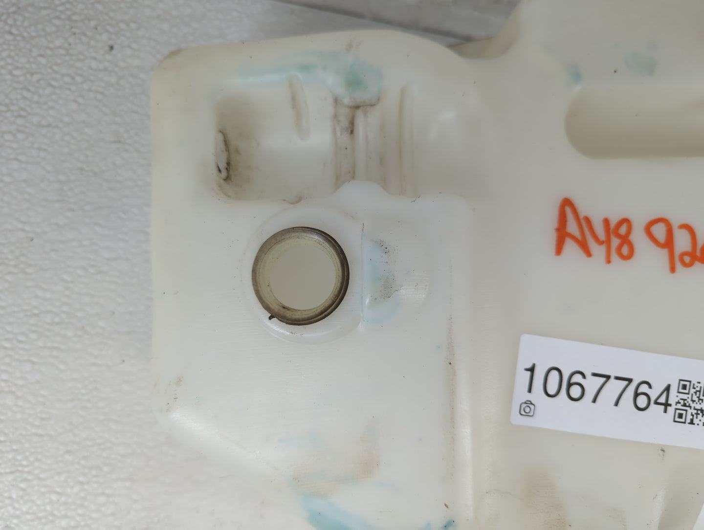 Dodge Caravan Windshield Washer Fluid Reservoir Bottle Oem - Oemusedautoparts1.com