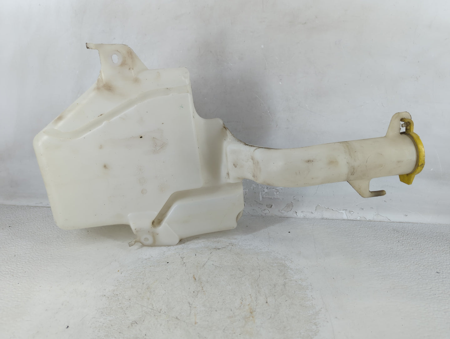 Dodge Caravan Windshield Washer Fluid Reservoir Bottle Oem - Oemusedautoparts1.com