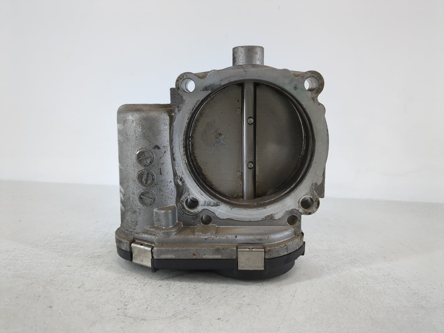 2012 Dodge Caravan Throttle Body P/N:05184349AC Fits Fits 2011 2013 2014 2015 2016 2017 2018 2019 2020 2021 2022 OEM Used Au