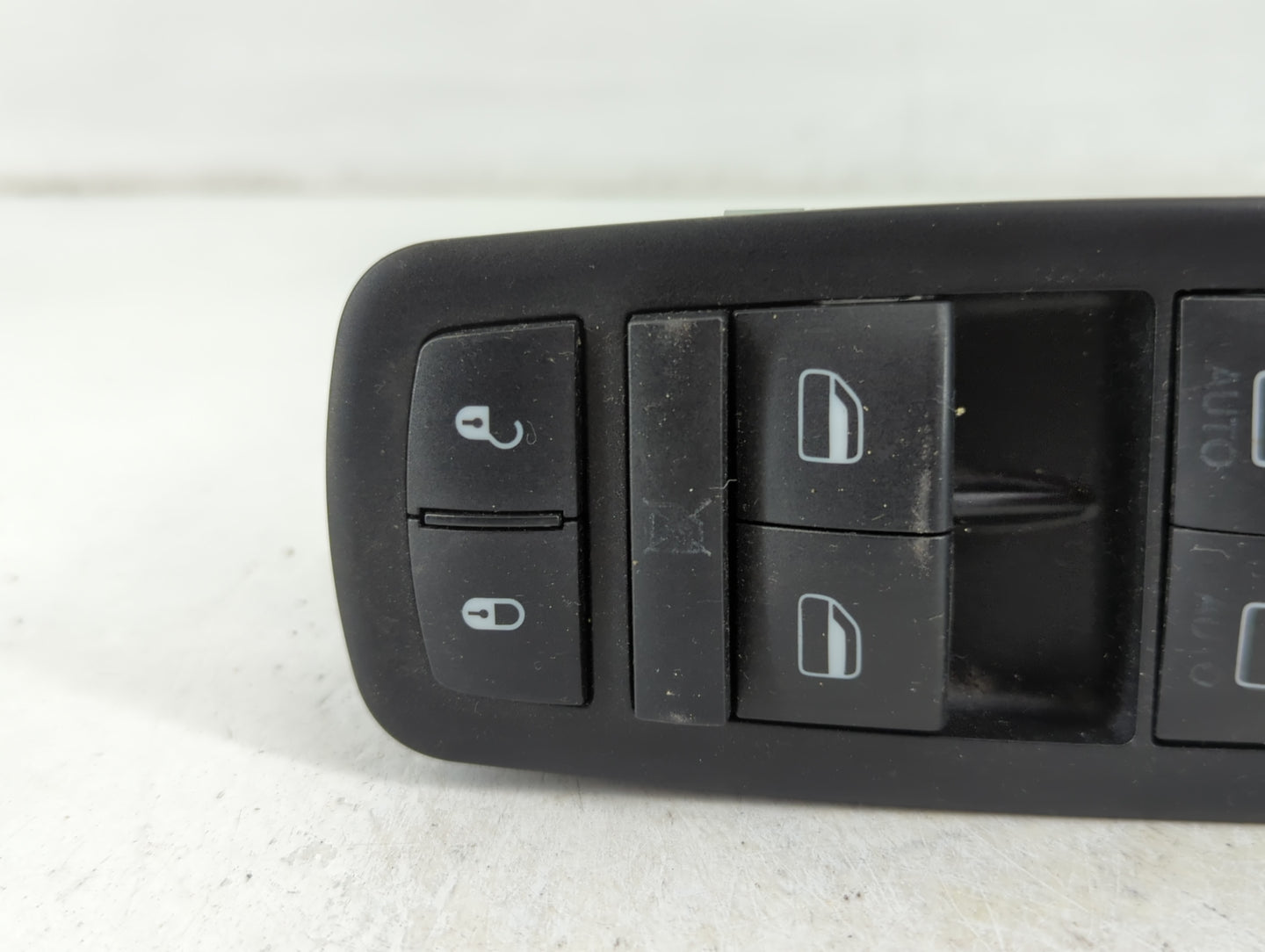 2012 Dodge Caravan Master Power Window Switch Replacement Driver Side Left P/N:68110871AA Fits OEM Used Auto Parts - Oemused