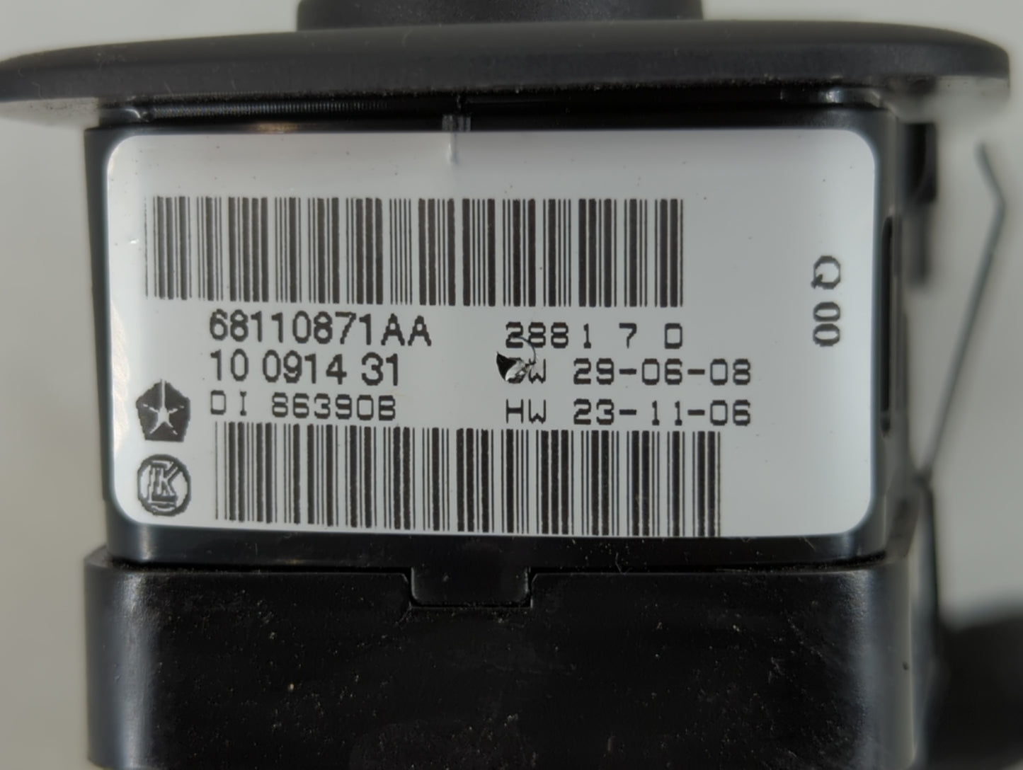 2012 Dodge Caravan Master Power Window Switch Replacement Driver Side Left P/N:68110871AA Fits OEM Used Auto Parts - Oemused