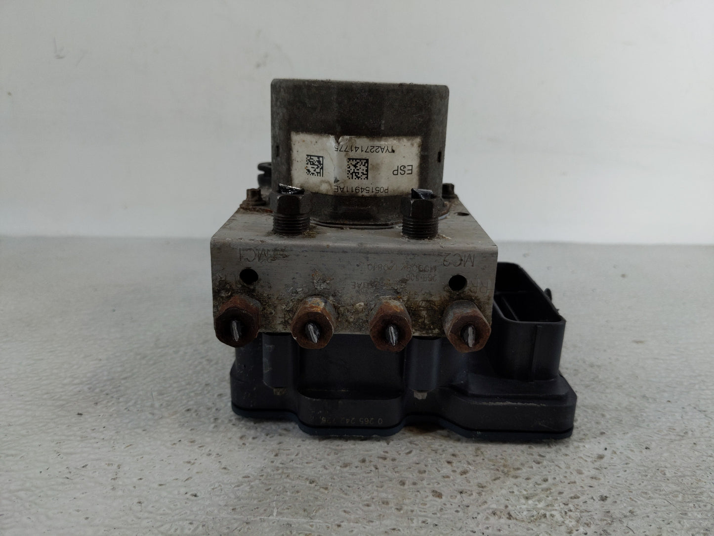 2012 Dodge Caravan ABS Pump Control Module Replacement P/N:P05154911AE Fits OEM Used Auto Parts - Oemusedautoparts1.com