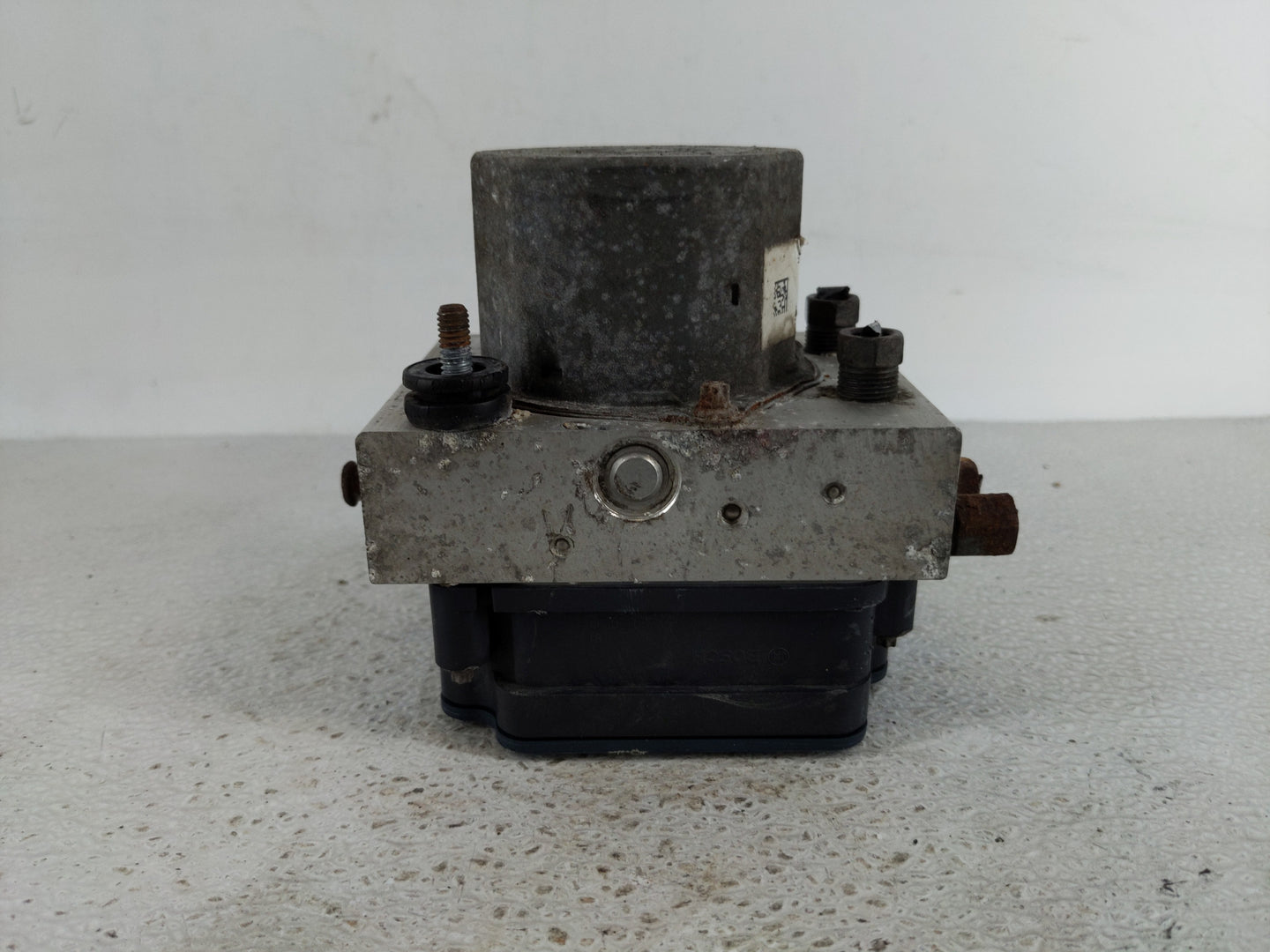 2012 Dodge Caravan ABS Pump Control Module Replacement P/N:P05154911AE Fits OEM Used Auto Parts - Oemusedautoparts1.com