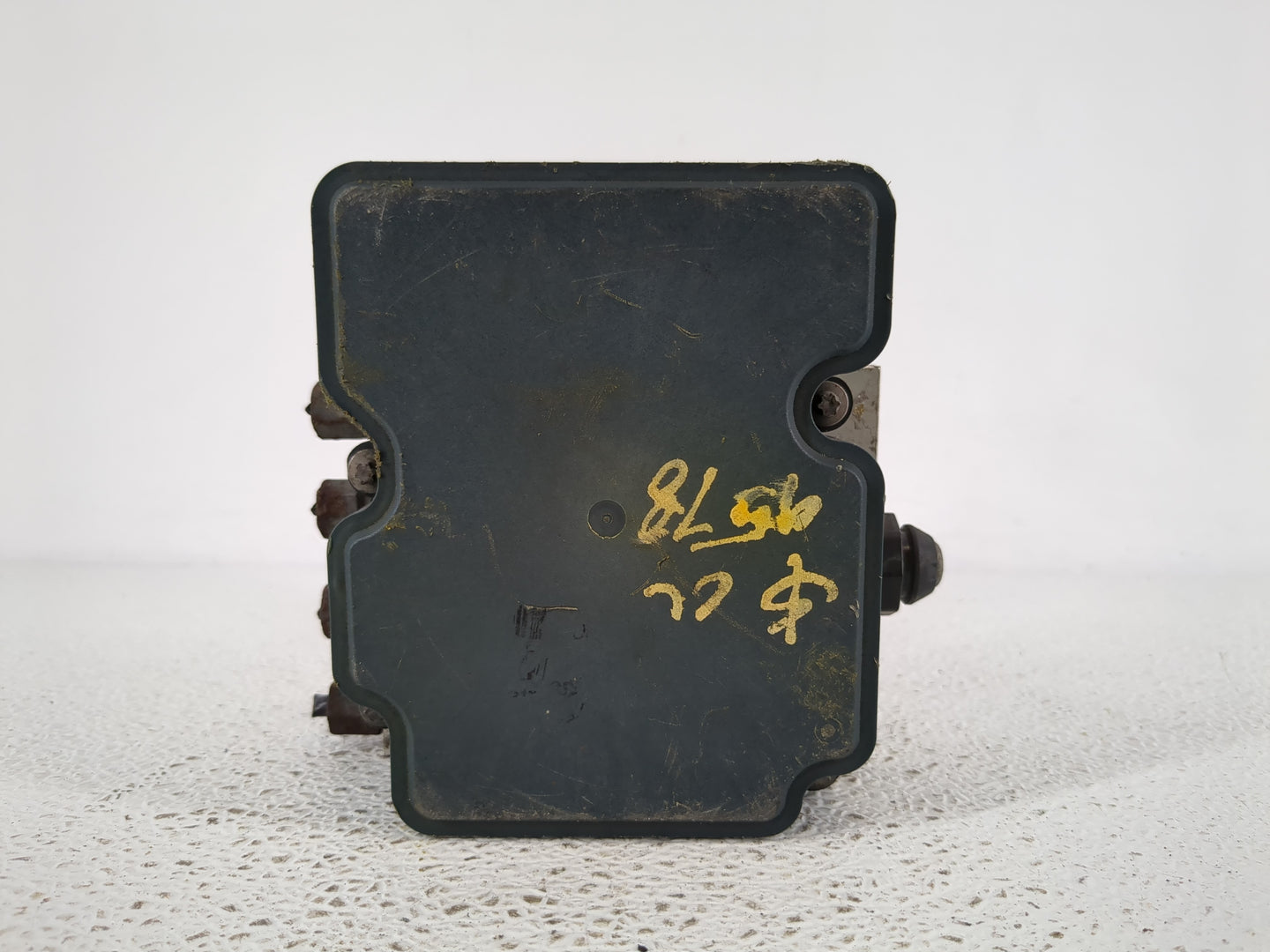 2012 Dodge Caravan ABS Pump Control Module Replacement P/N:P05154911AE Fits OEM Used Auto Parts - Oemusedautoparts1.com