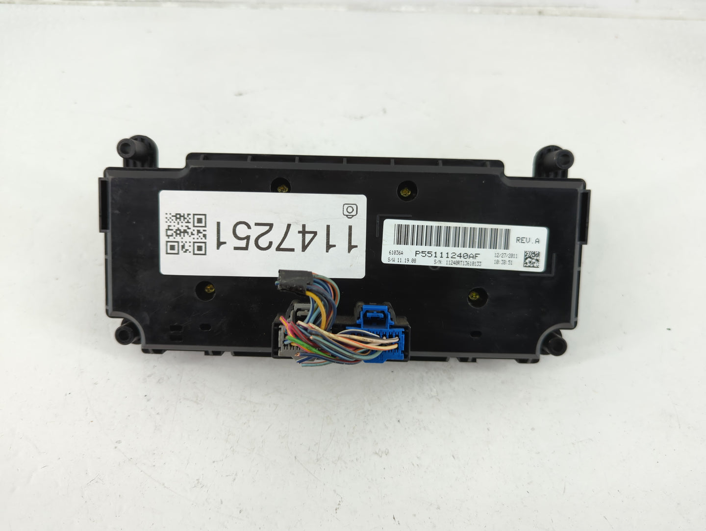 2012 Dodge Caravan Climate Control Module Temperature AC/Heater Replacement P/N:P55111240AF P55111240AJ Fits OEM Used Auto P