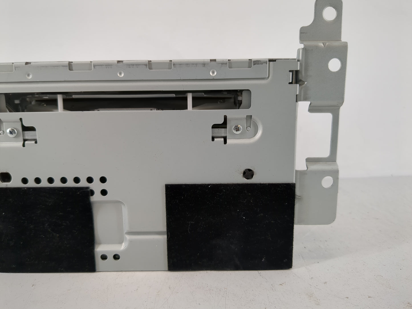 2012 Dodge Caravan Radio AM FM Cd Player Receiver Replacement P/N:9L8T-19C157-BB Fits OEM Used Auto Parts - Oemusedautoparts