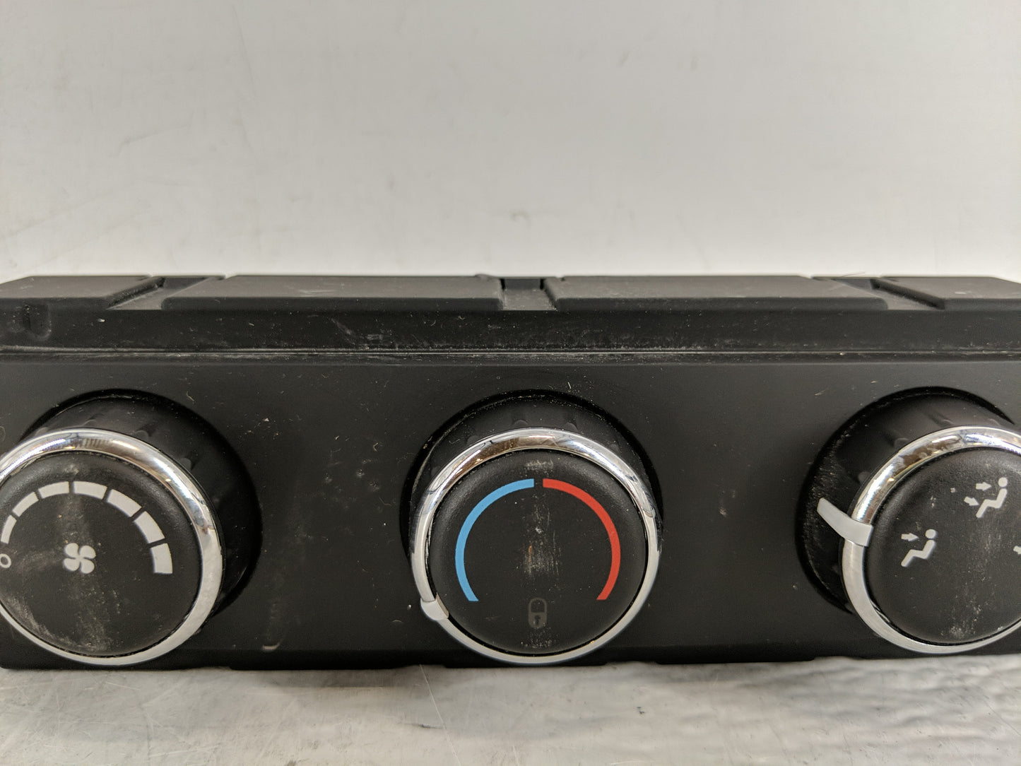 2012 Dodge Caravan Climate Control Module Temperature AC/Heater Replacement P/N:55111312AB Fits OEM Used Auto Parts - Oemuse