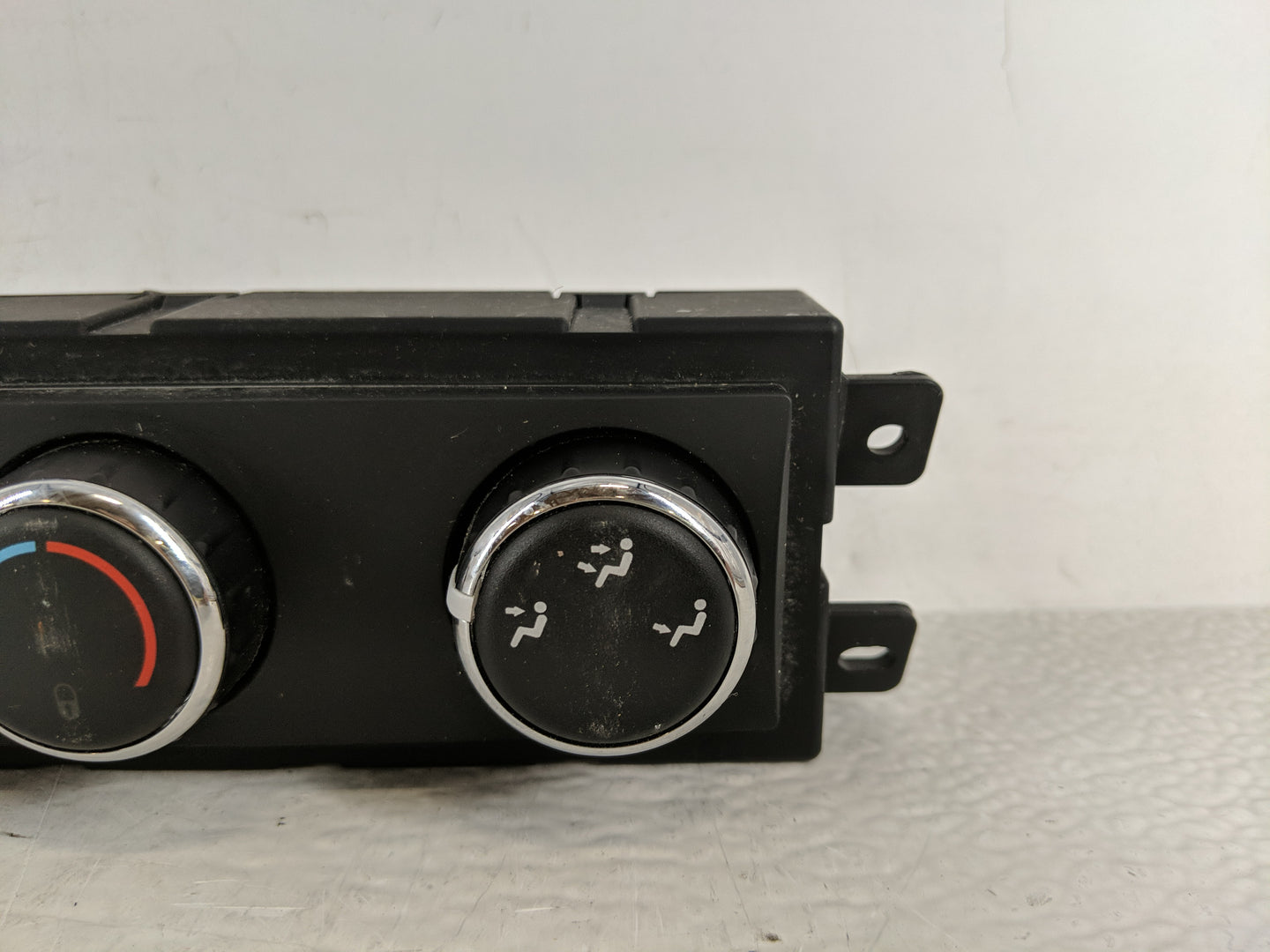 2012 Dodge Caravan Climate Control Module Temperature AC/Heater Replacement P/N:55111312AB Fits OEM Used Auto Parts - Oemuse