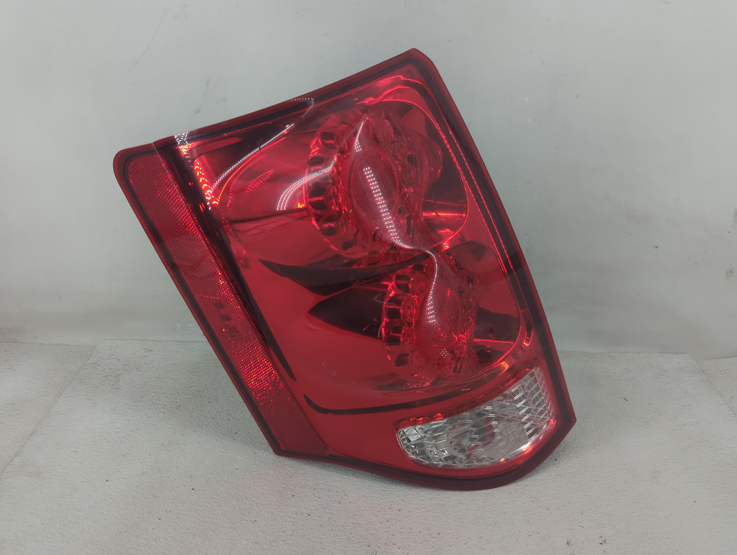2012 Dodge Caravan Tail Light Assembly Driver Left OEM P/N:05182525AD Fits Fits 2011 2013 2014 2015 2016 2017 2018 2019 2020