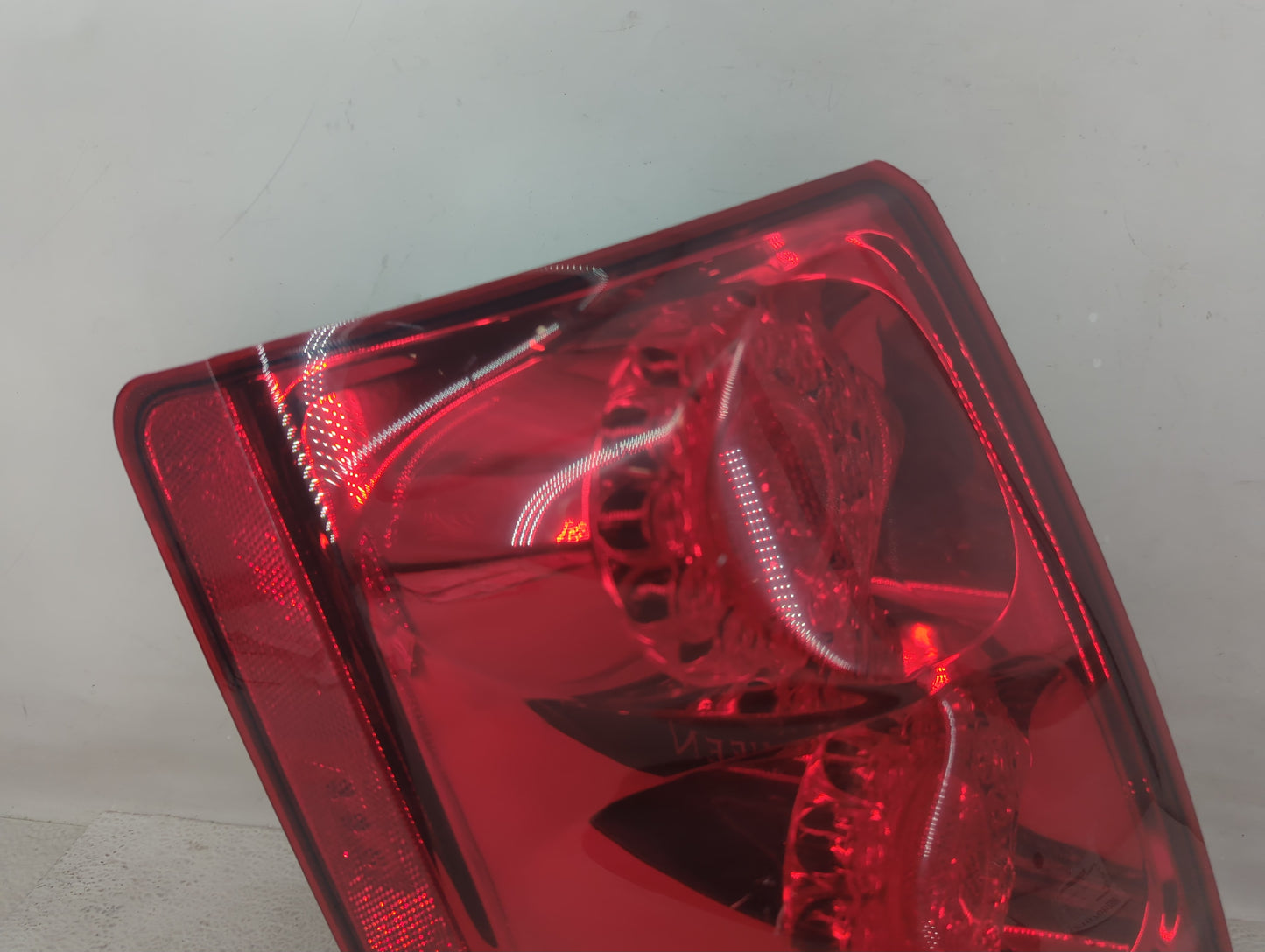 2012 Dodge Caravan Tail Light Assembly Driver Left OEM P/N:05182525AD Fits Fits 2011 2013 2014 2015 2016 2017 2018 2019 2020