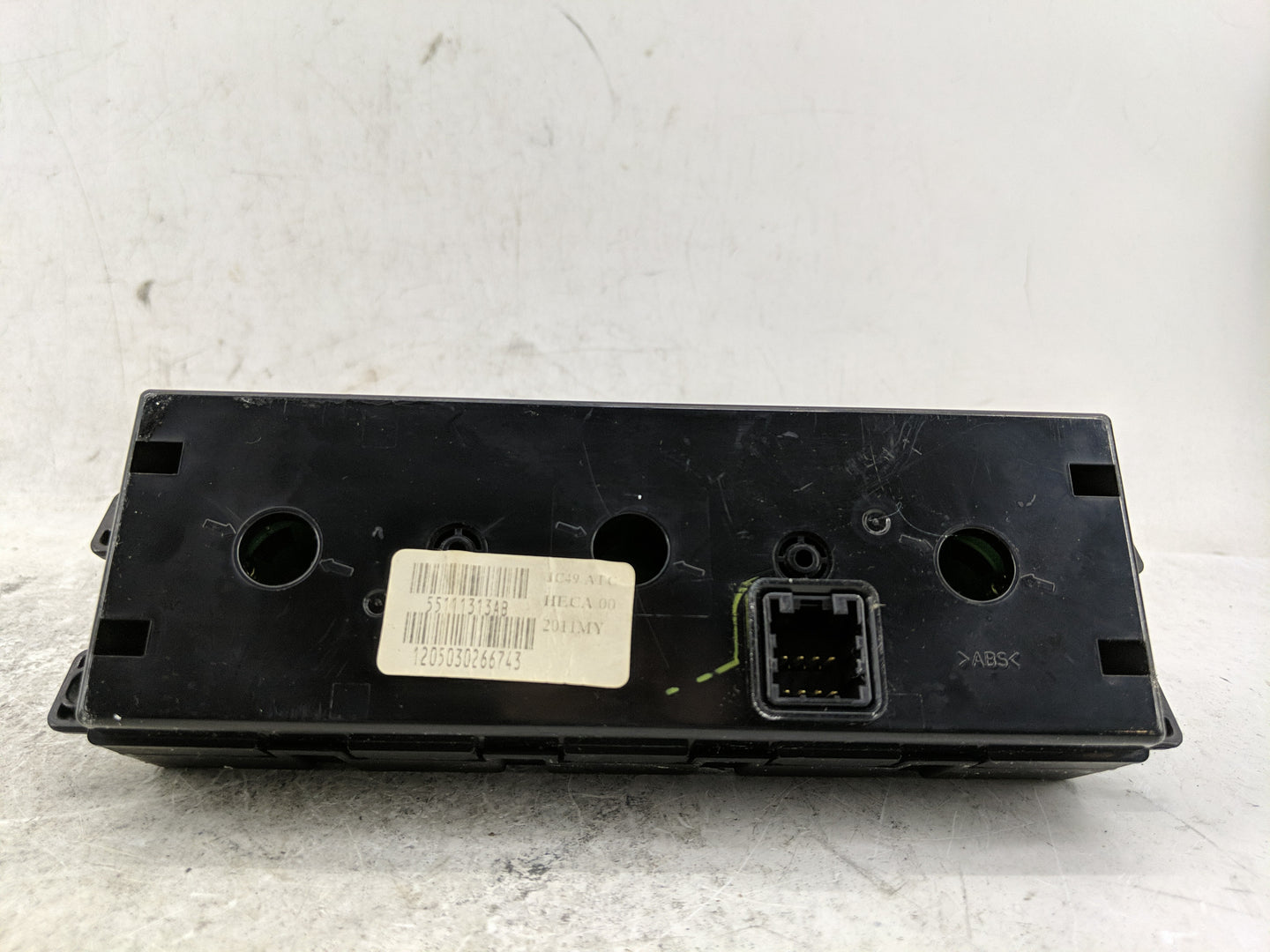 2012 Dodge Caravan Climate Control Module Temperature AC/Heater Replacement P/N:P55111240AK Fits OEM Used Auto Parts - Oemus