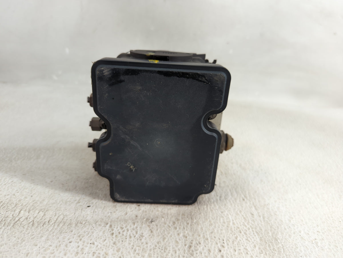 2012 Dodge Caravan Anti-Lock Brake ABS Pump Module Actuator OEM P/N:P05154911AE Fits OEM Used Auto Parts - Oemusedautoparts1