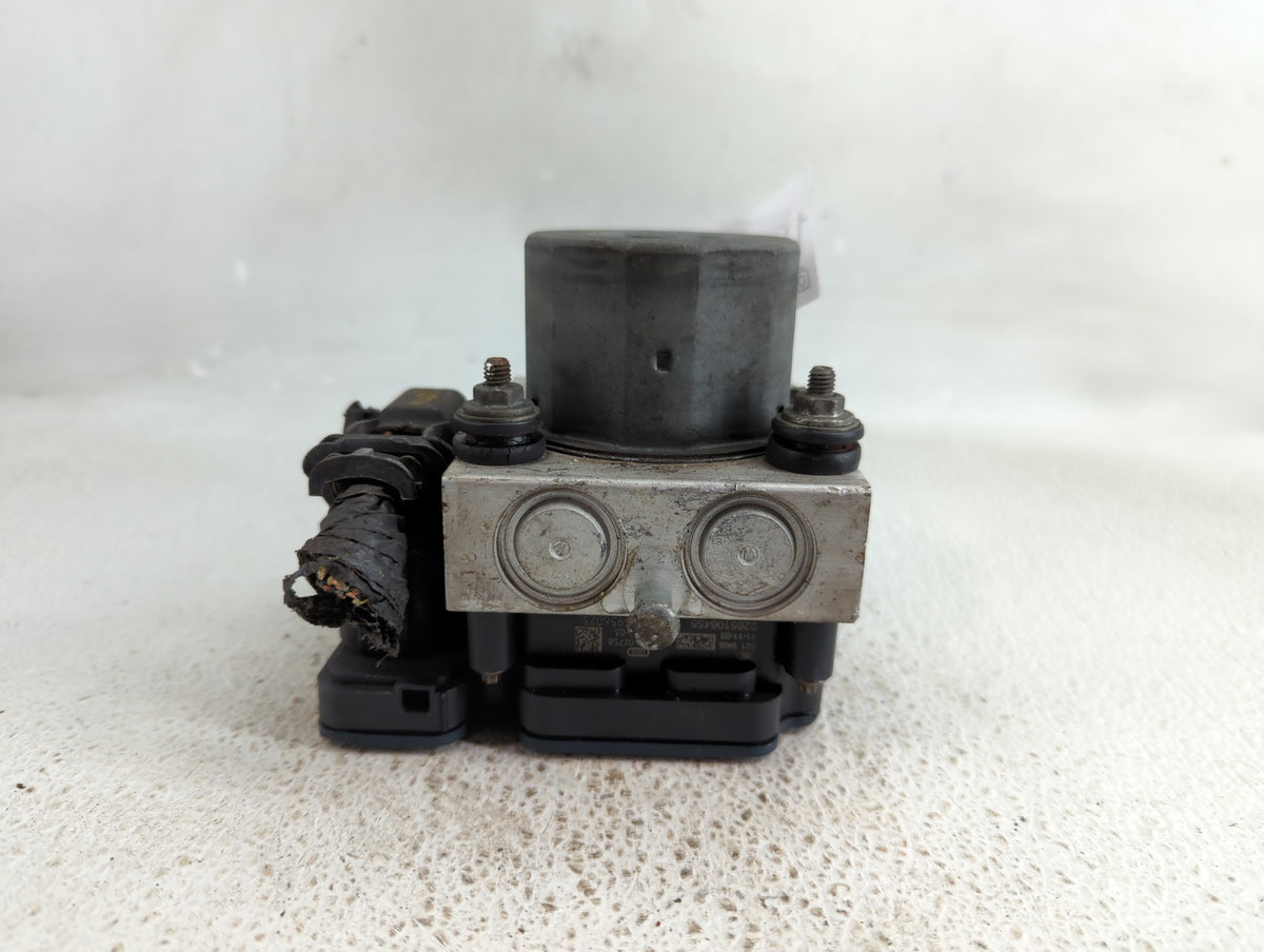 2012 Dodge Caravan Anti-Lock Brake ABS Pump Module Actuator OEM P/N:P05154911AE Fits OEM Used Auto Parts - Oemusedautoparts1