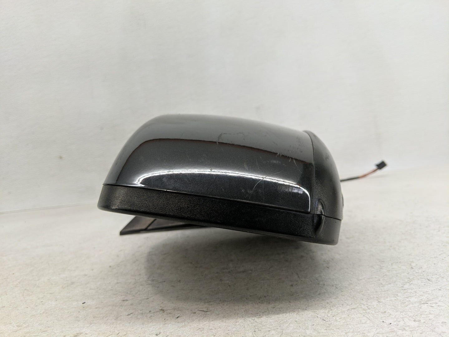 2012 Dodge Caravan Side Mirror Replacement Passenger Right View Door Mirror P/N:1AB721AVAE Fits OEM Used Auto Parts - Oemuse