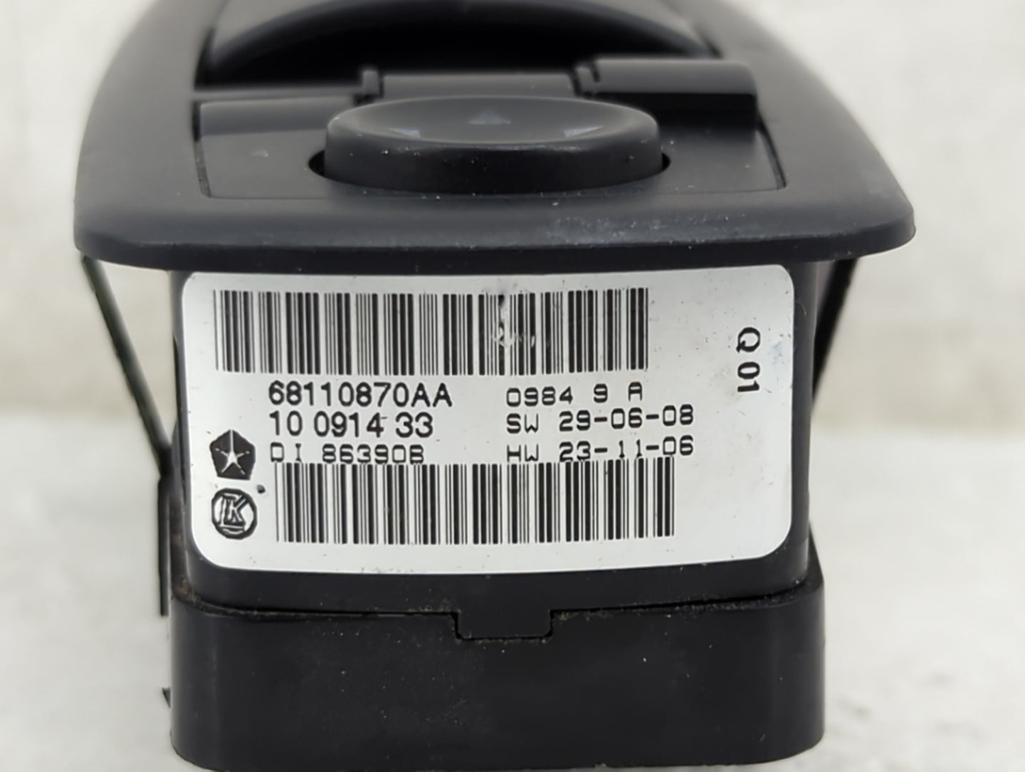 2012 Dodge Caravan Master Power Window Switch Replacement Driver Side Left P/N:68110870AA Fits OEM Used Auto Parts - Oemused