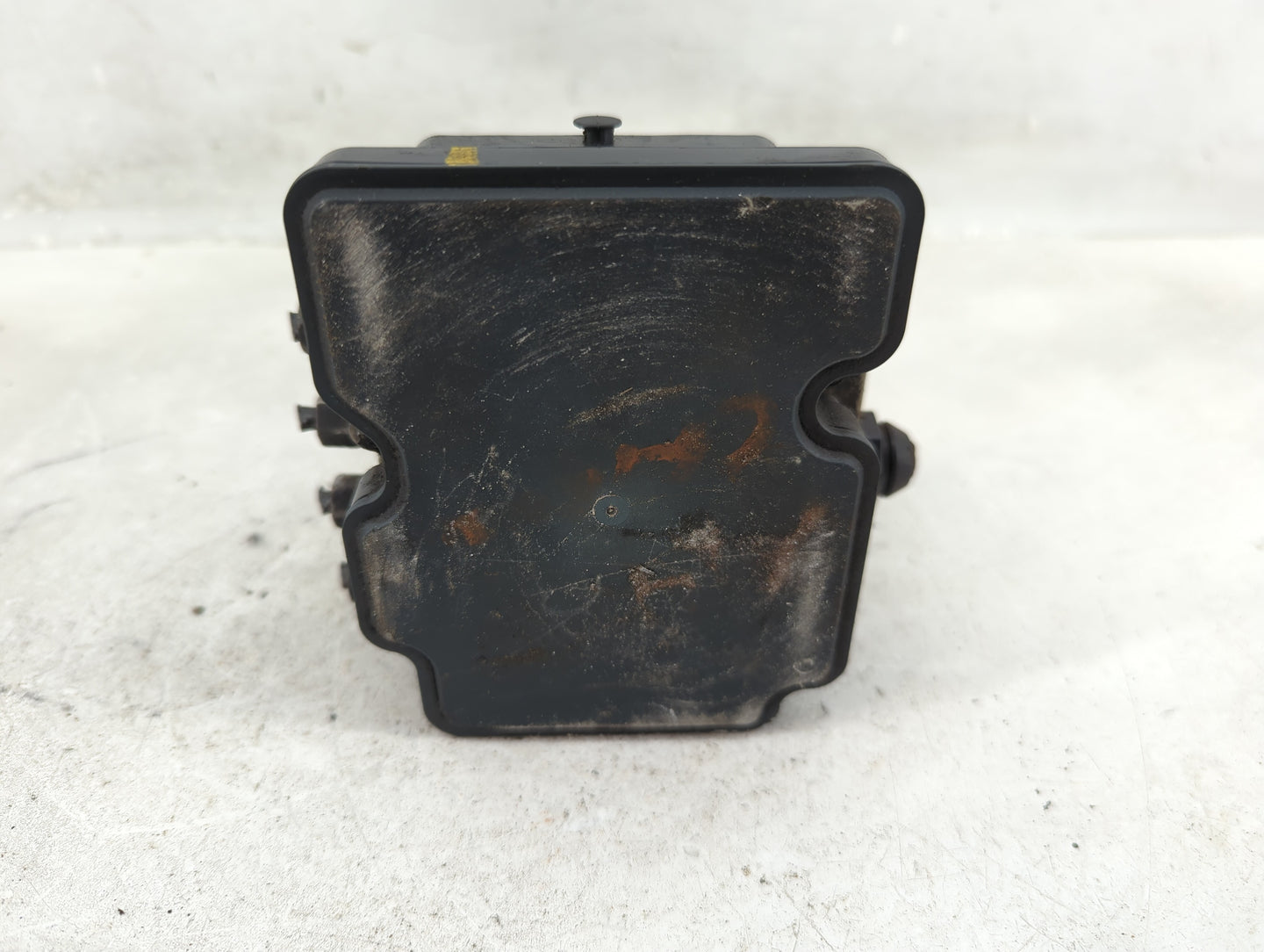 2012 Dodge Caravan ABS Pump Control Module Replacement P/N:P05154911AE Fits OEM Used Auto Parts - Oemusedautoparts1.com