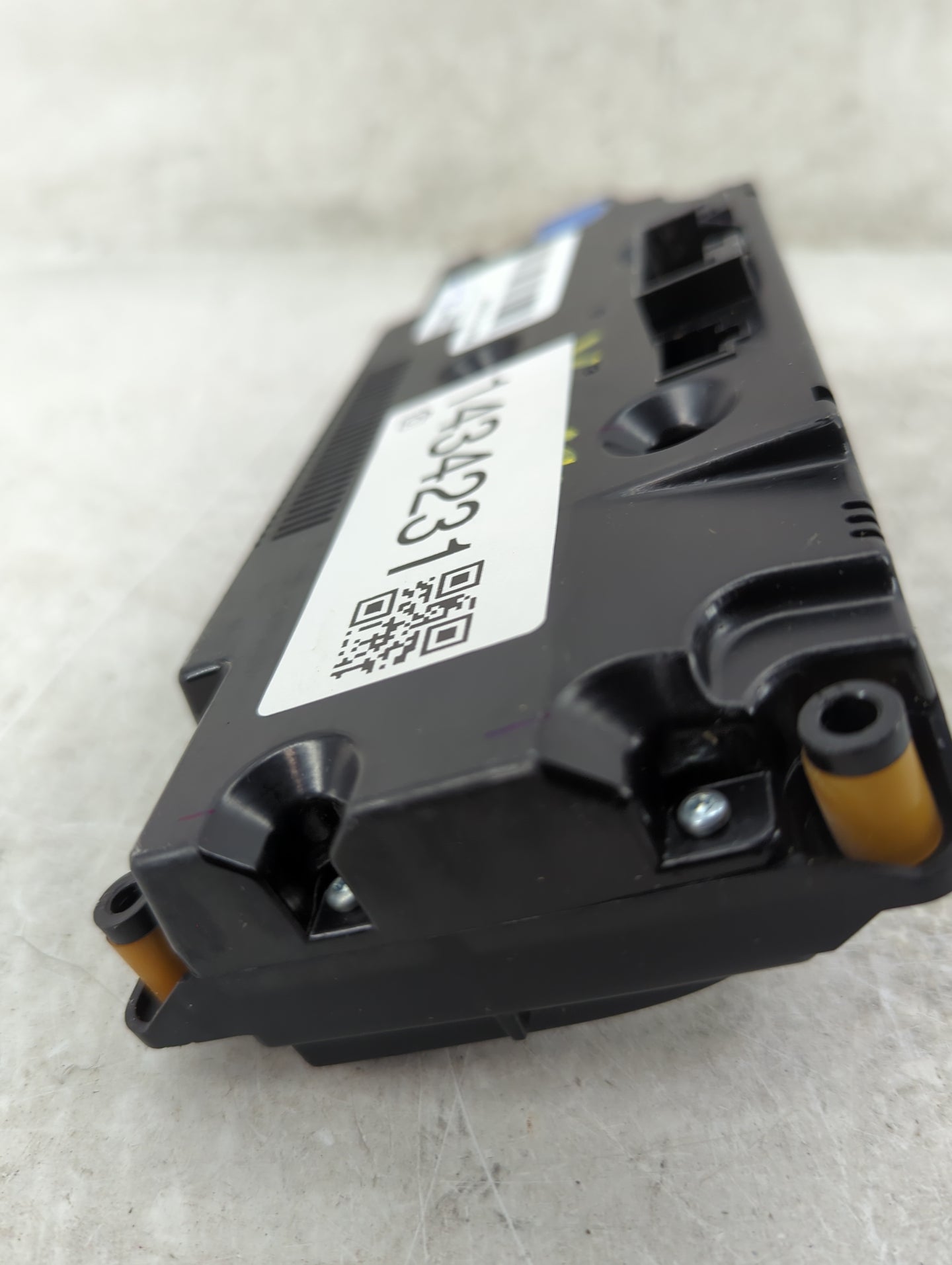 2012 Dodge Caravan Climate Control Module Temperature AC/Heater Replacement P/N:P55111236AF Fits OEM Used Auto Parts - Oemus