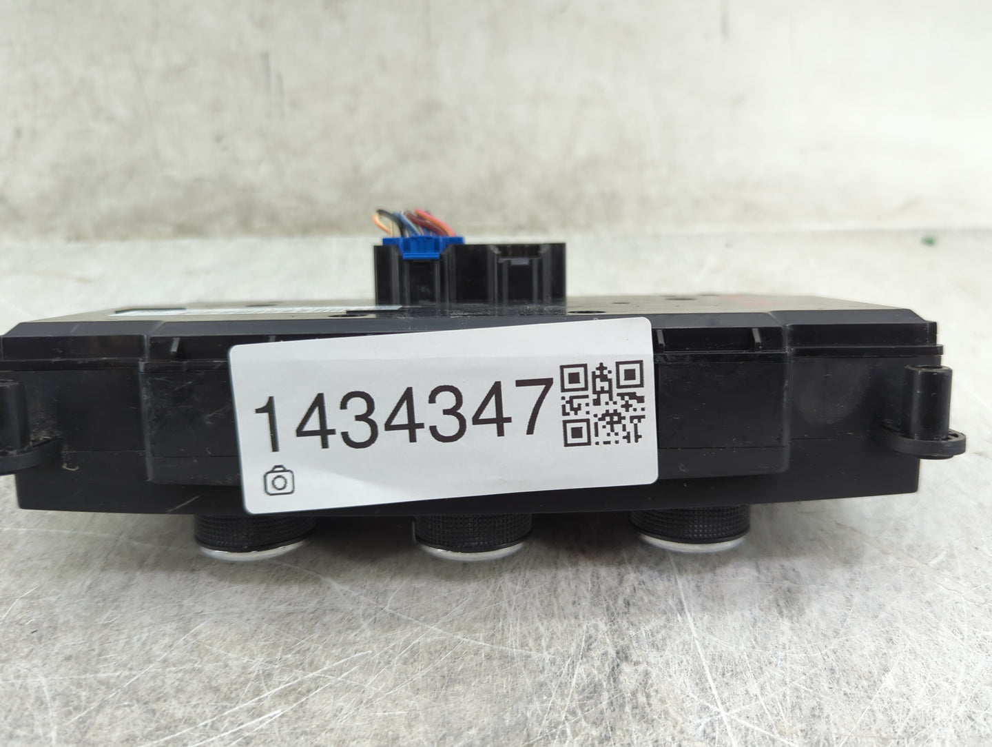 2012 Dodge Caravan Climate Control Module Temperature AC/Heater Replacement P/N:P55111249AF Fits OEM Used Auto Parts - Oemus