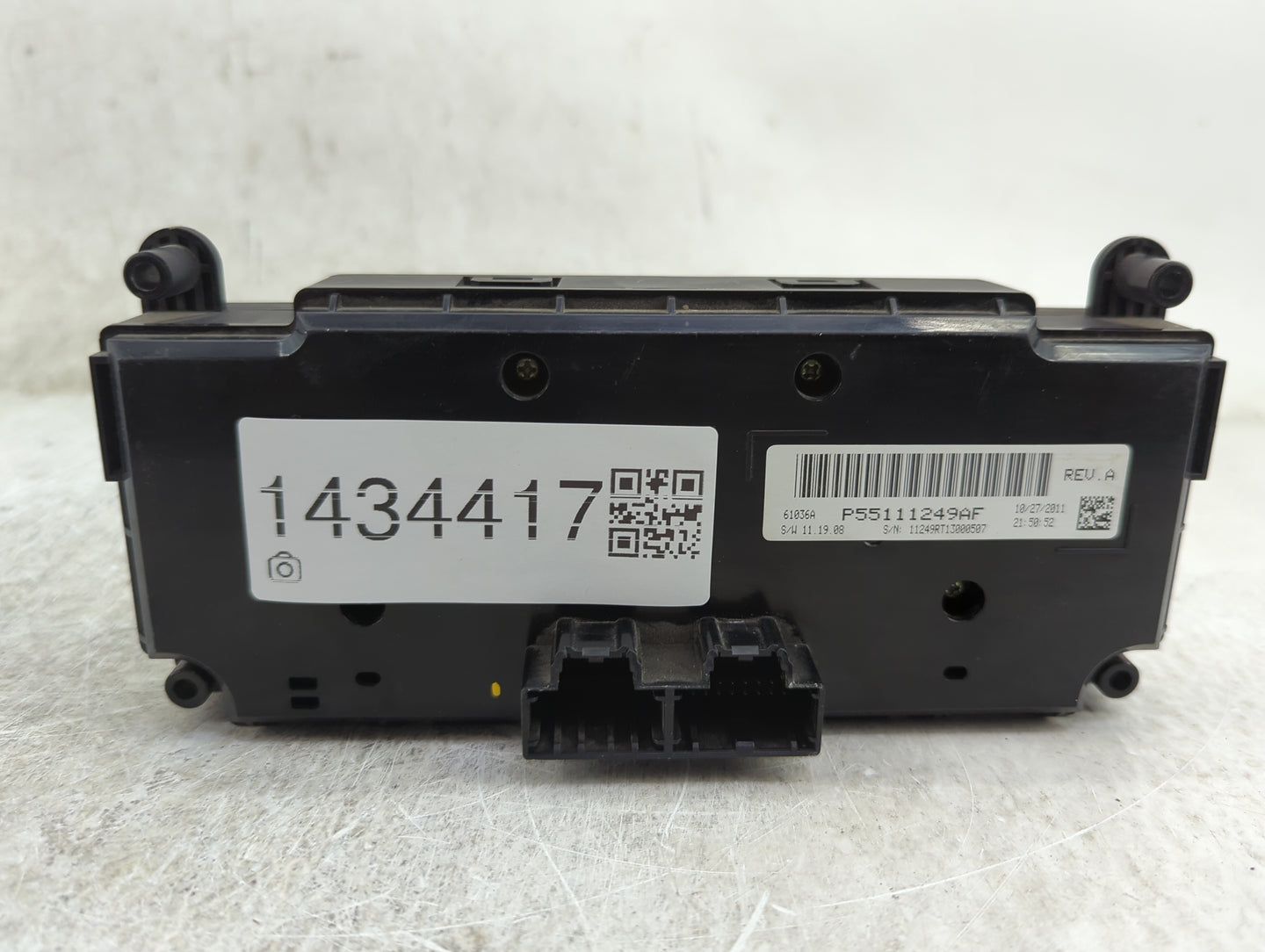 2012 Dodge Caravan Climate Control Module Temperature AC/Heater Replacement P/N:P55111249AF Fits OEM Used Auto Parts - Oemus