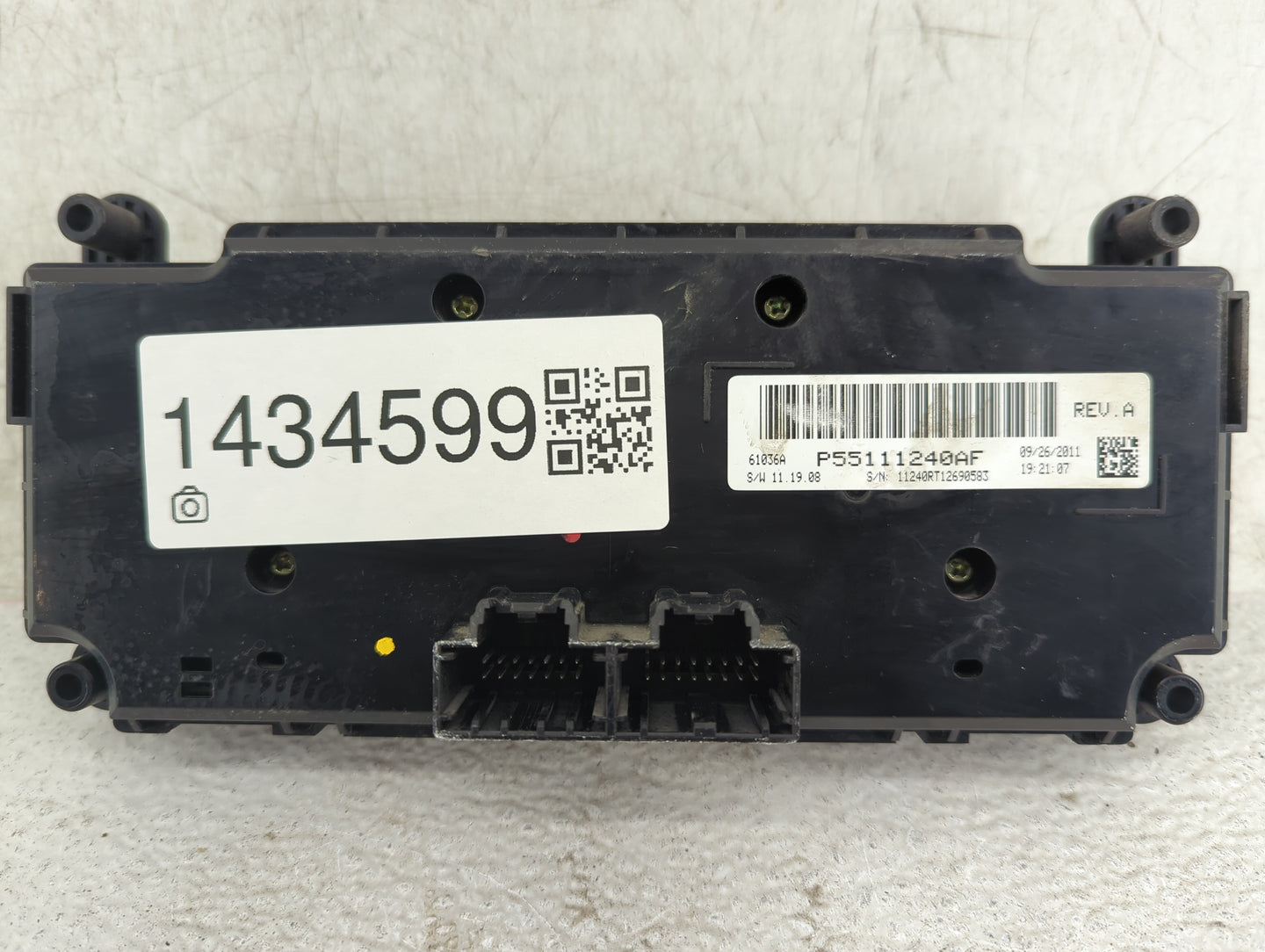 2012 Dodge Caravan Climate Control Module Temperature AC/Heater Replacement P/N:P55111240AF Fits OEM Used Auto Parts - Oemus