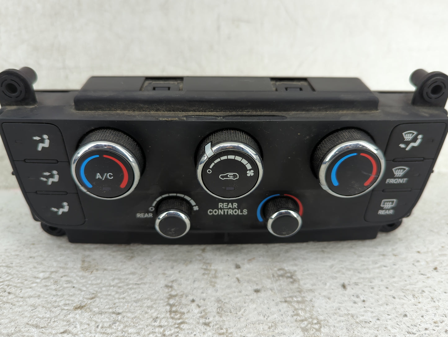 2012 Dodge Caravan Climate Control Module Temperature AC/Heater Replacement P/N:P55111240AF Fits OEM Used Auto Parts - Oemus