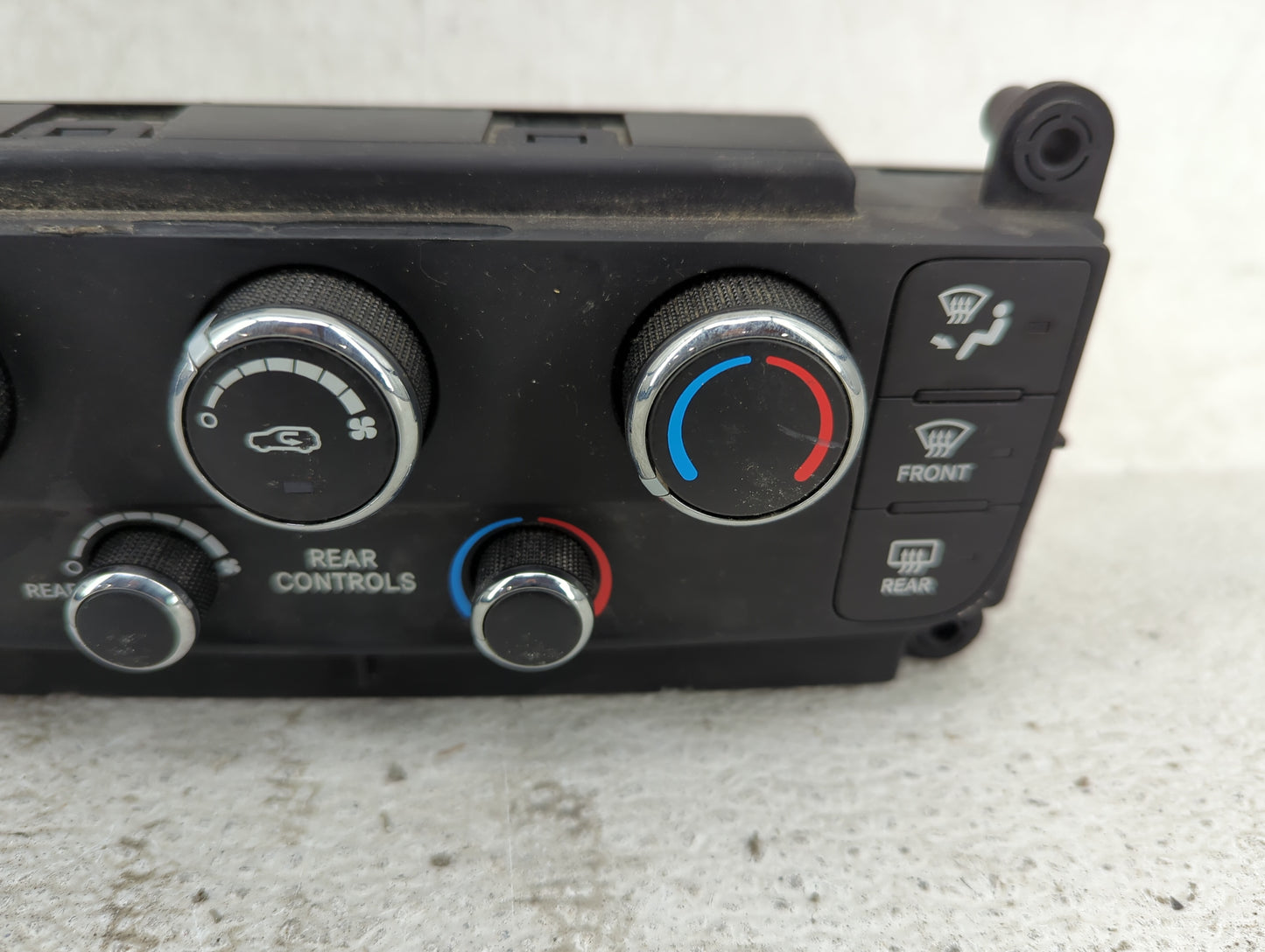 2012 Dodge Caravan Climate Control Module Temperature AC/Heater Replacement P/N:P55111240AF Fits OEM Used Auto Parts - Oemus