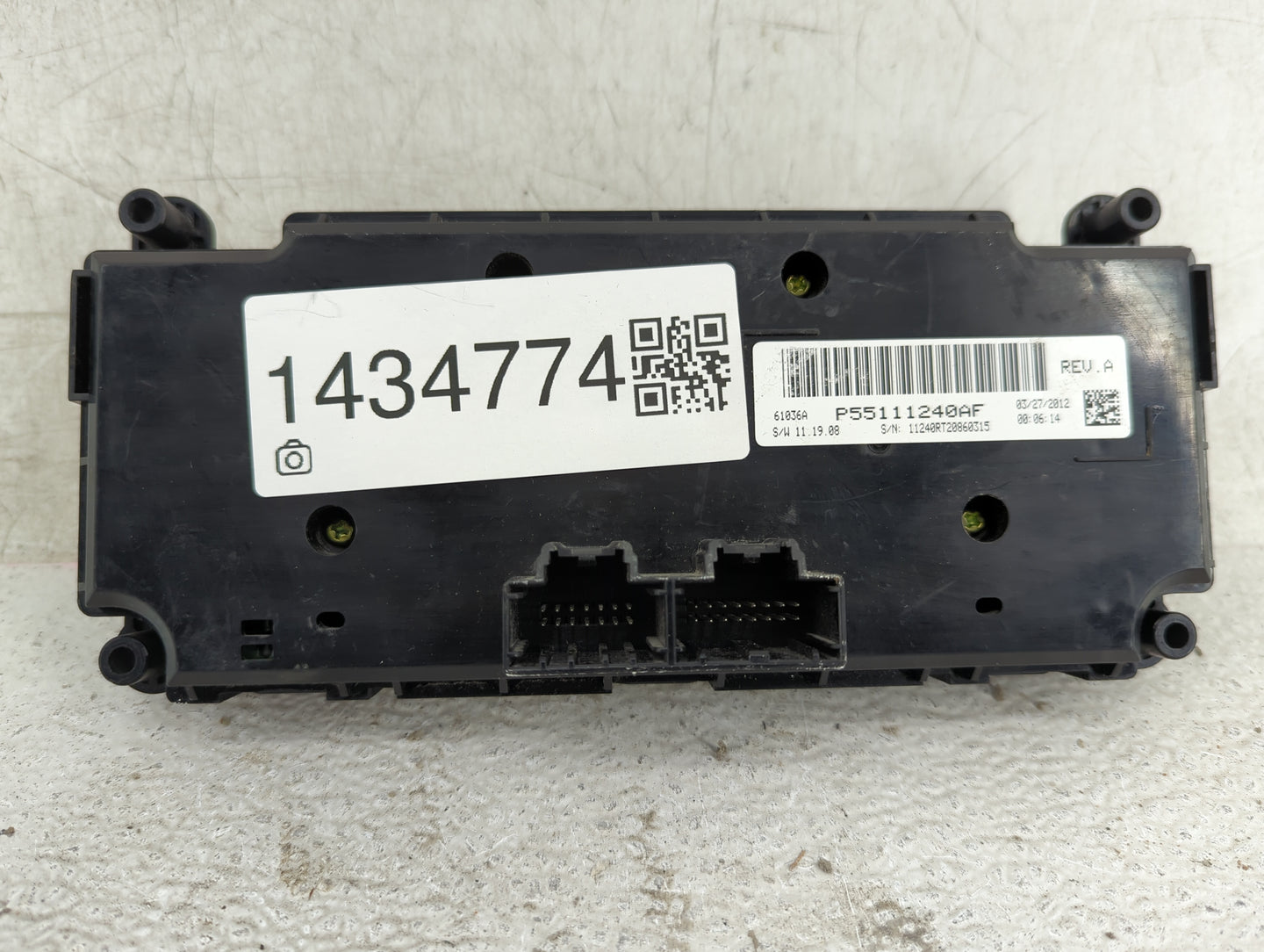 2012 Dodge Caravan Climate Control Module Temperature AC/Heater Replacement P/N:P55111240AF Fits OEM Used Auto Parts - Oemus