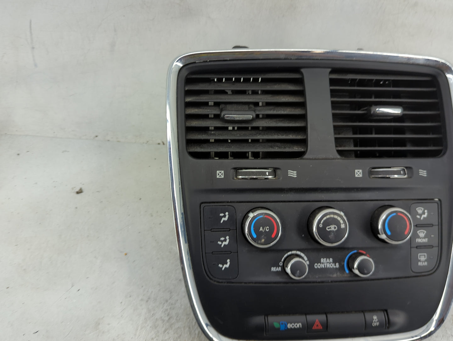 2012 Dodge Caravan Climate Control Module Temperature AC/Heater Replacement P/N:P55111240AF Fits OEM Used Auto Parts - Oemus