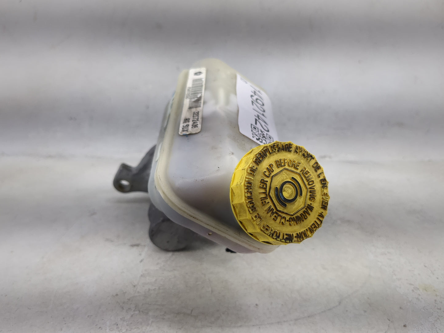 Dodge Caravan Brake Master Cylinder 1492142 - Oemusedautoparts1.com