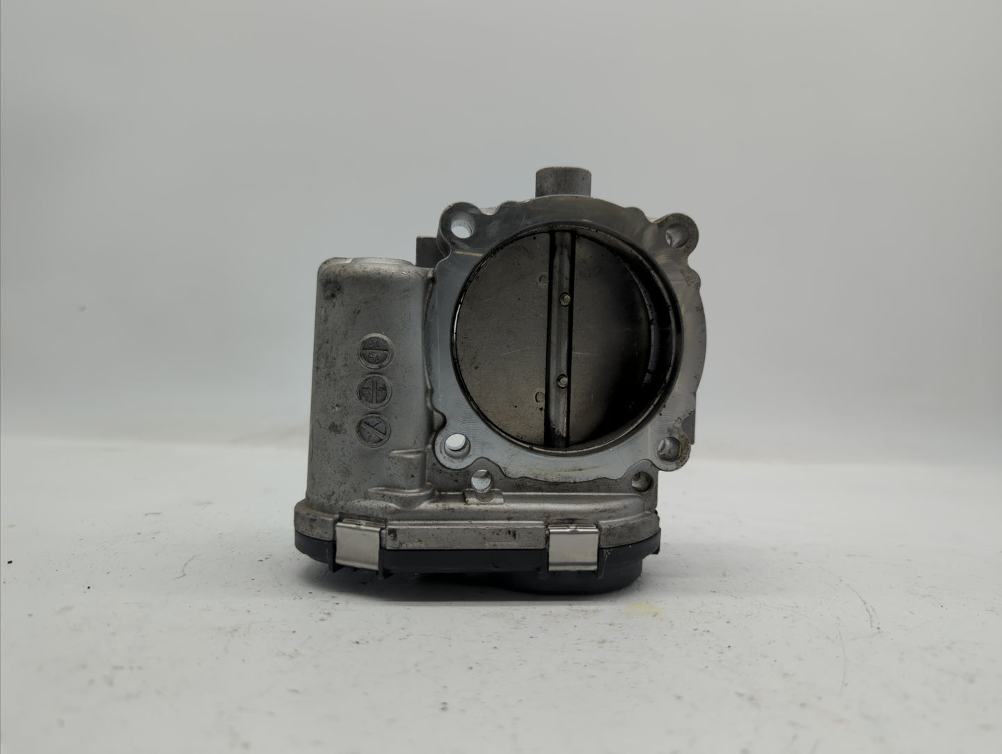 2012 Dodge Caravan Throttle Body P/N:05184349AC Fits Fits 2011 2013 2014 2015 2016 2017 2018 2019 OEM Used Auto Parts - Oemu