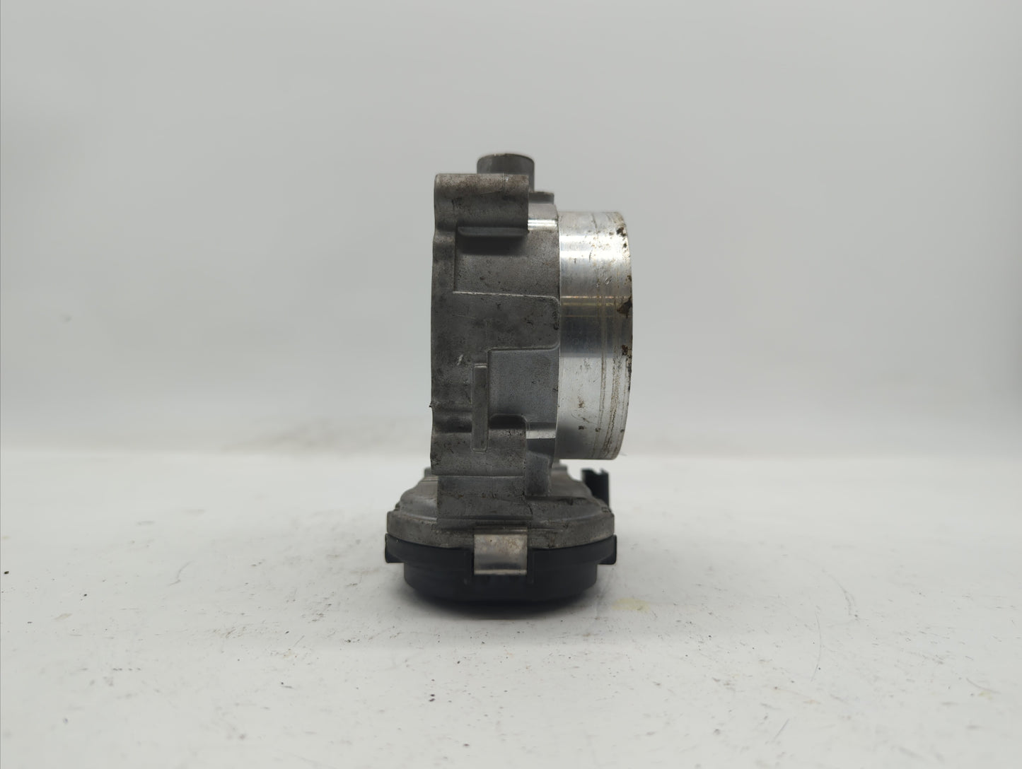 2012 Dodge Caravan Throttle Body P/N:05184349AC Fits Fits 2011 2013 2014 2015 2016 2017 2018 2019 OEM Used Auto Parts - Oemu